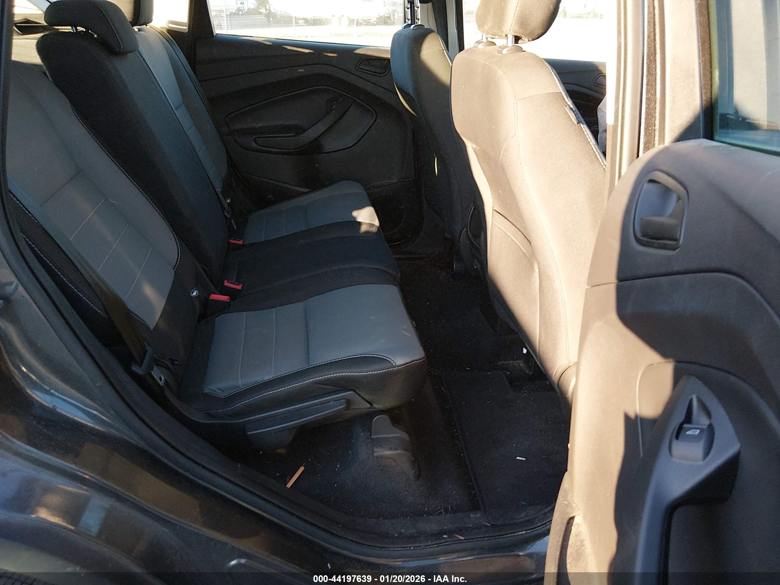 FORD ESCAPE image 8