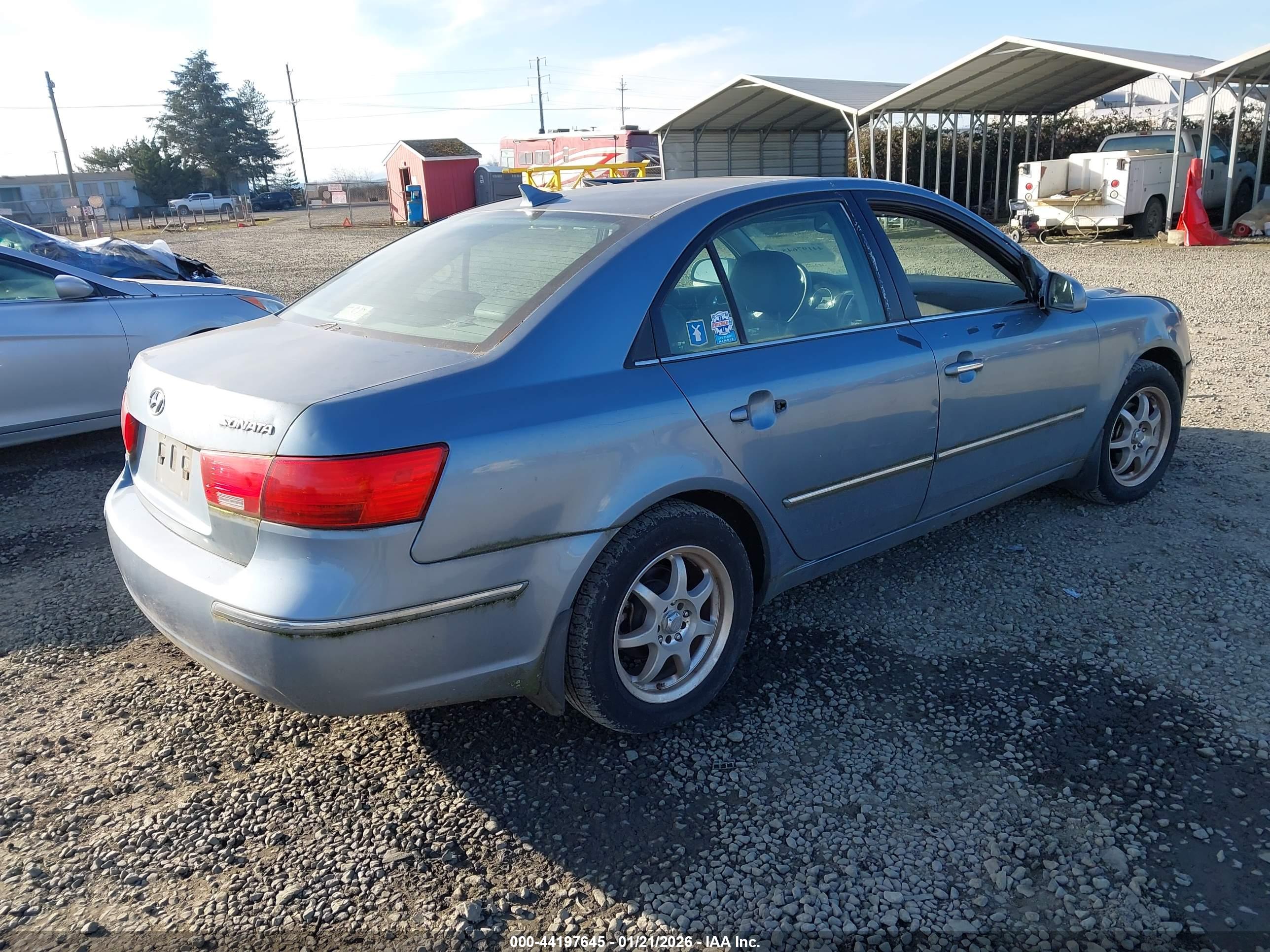 HYUNDAI SONATA image 4