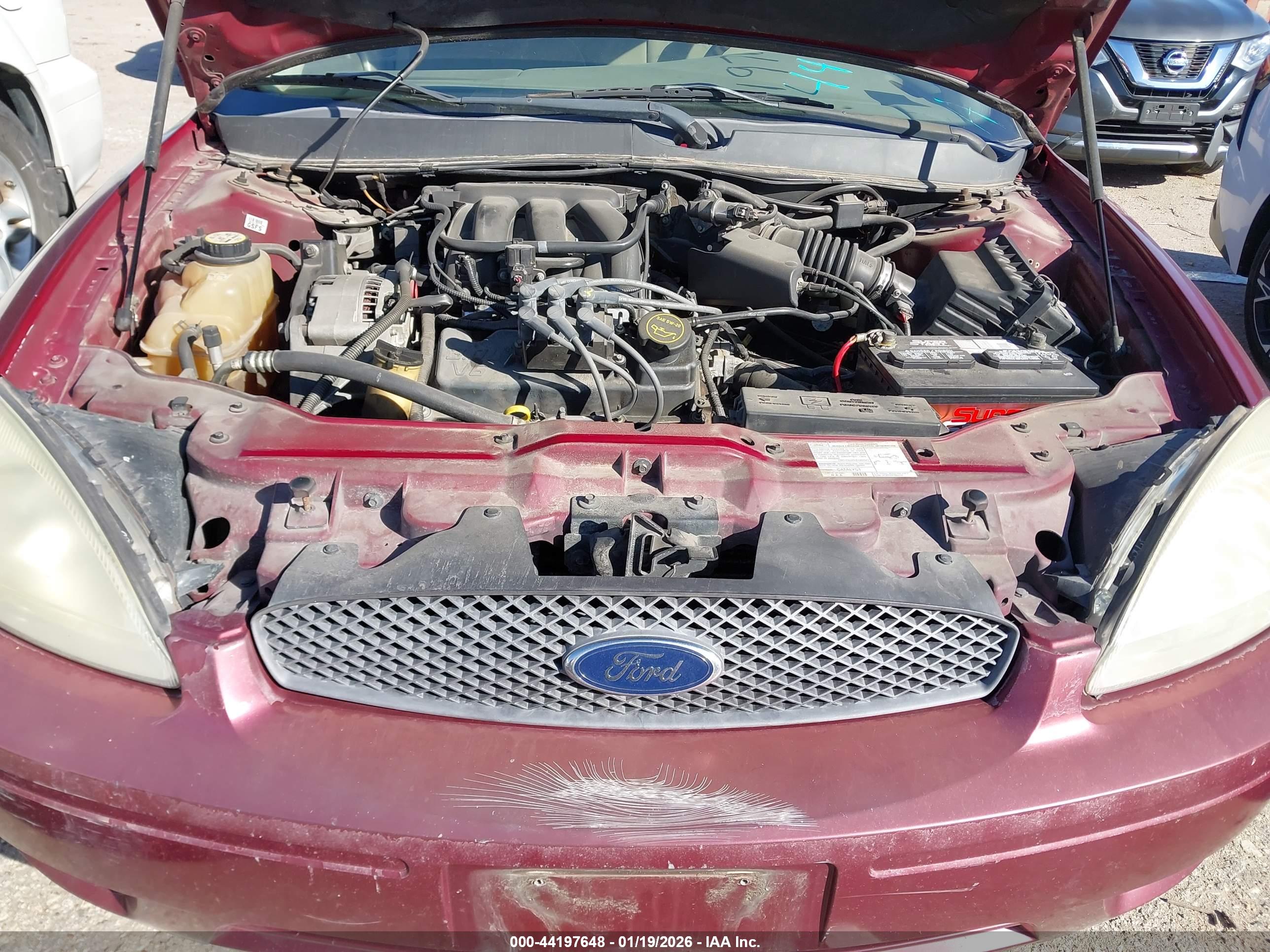FORD TAURUS image 10