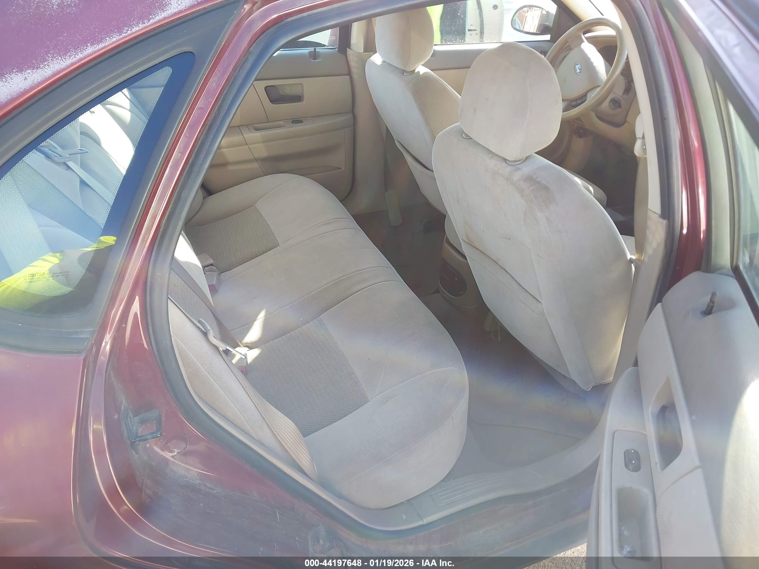 FORD TAURUS image 8