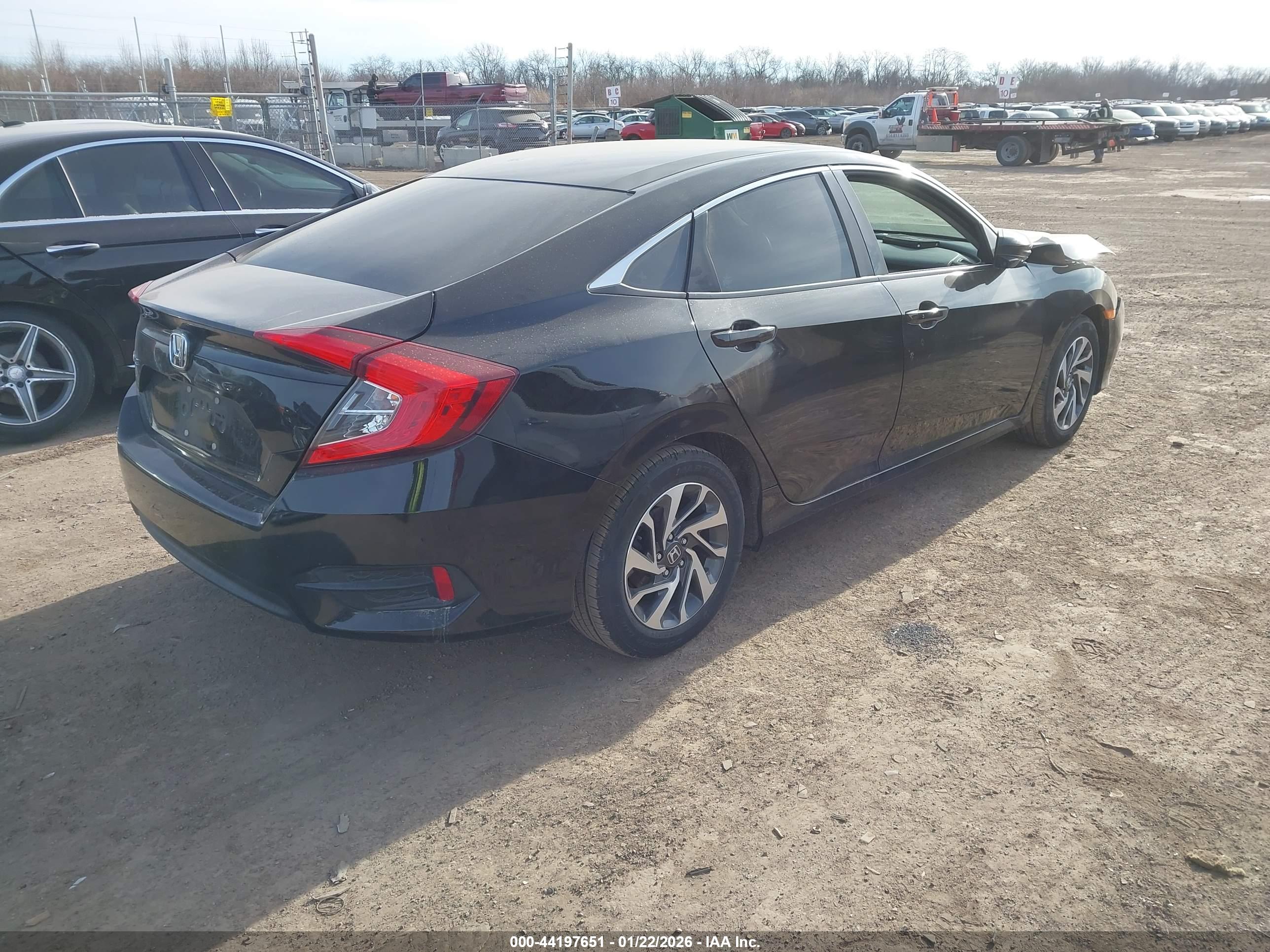HONDA CIVIC image 4