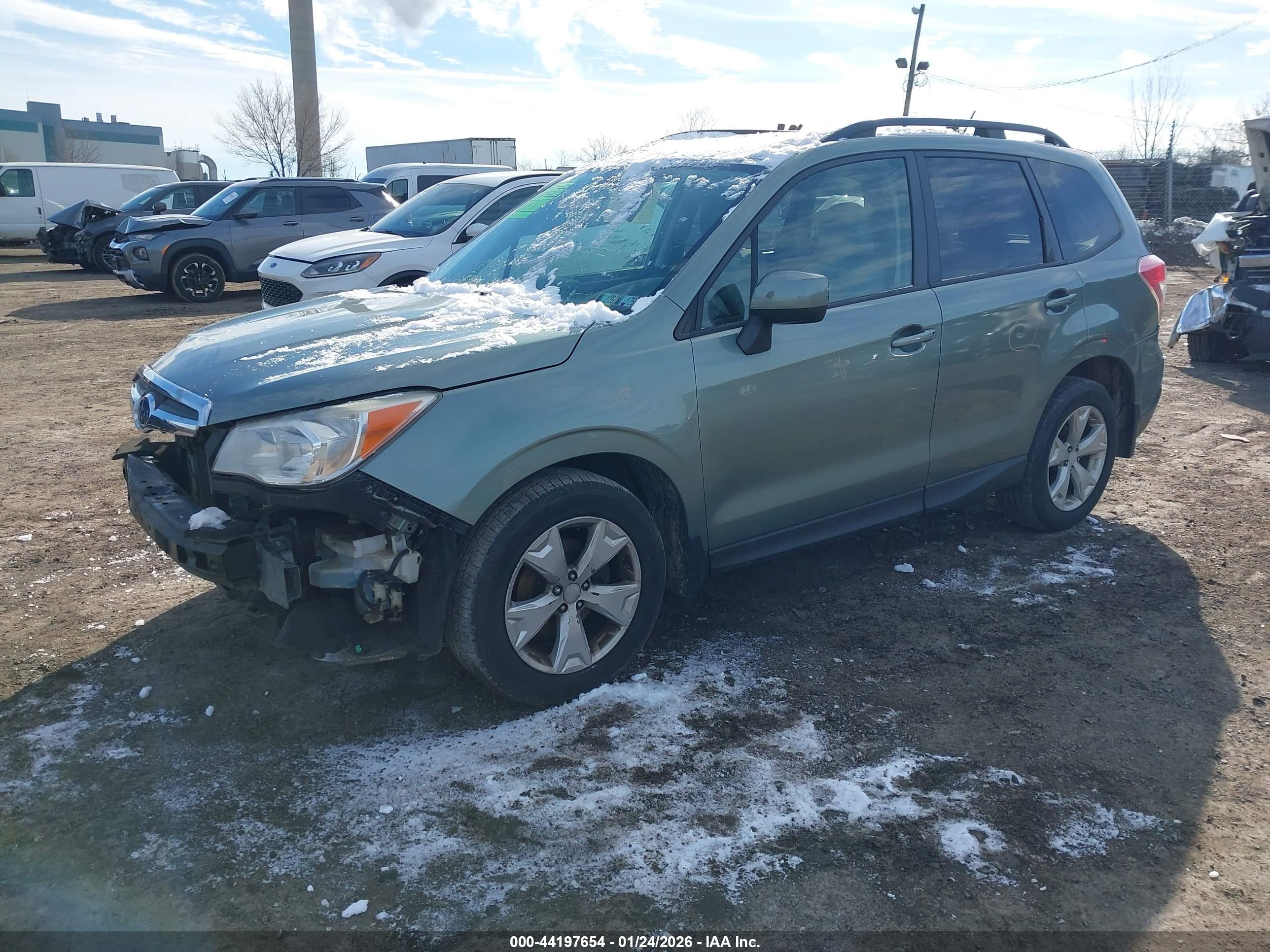 SUBARU FORESTER image 2