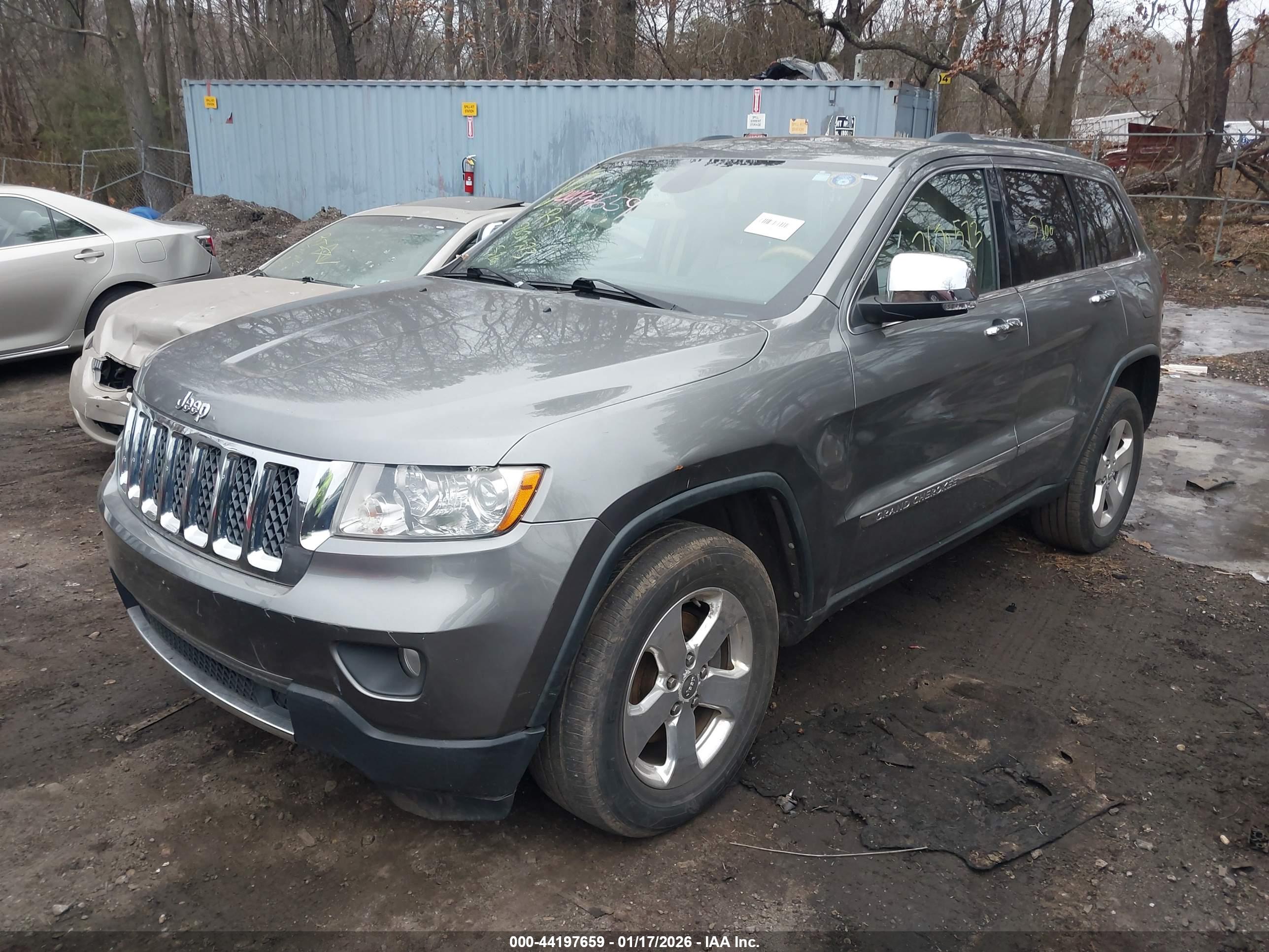 JEEP GRAND image 2