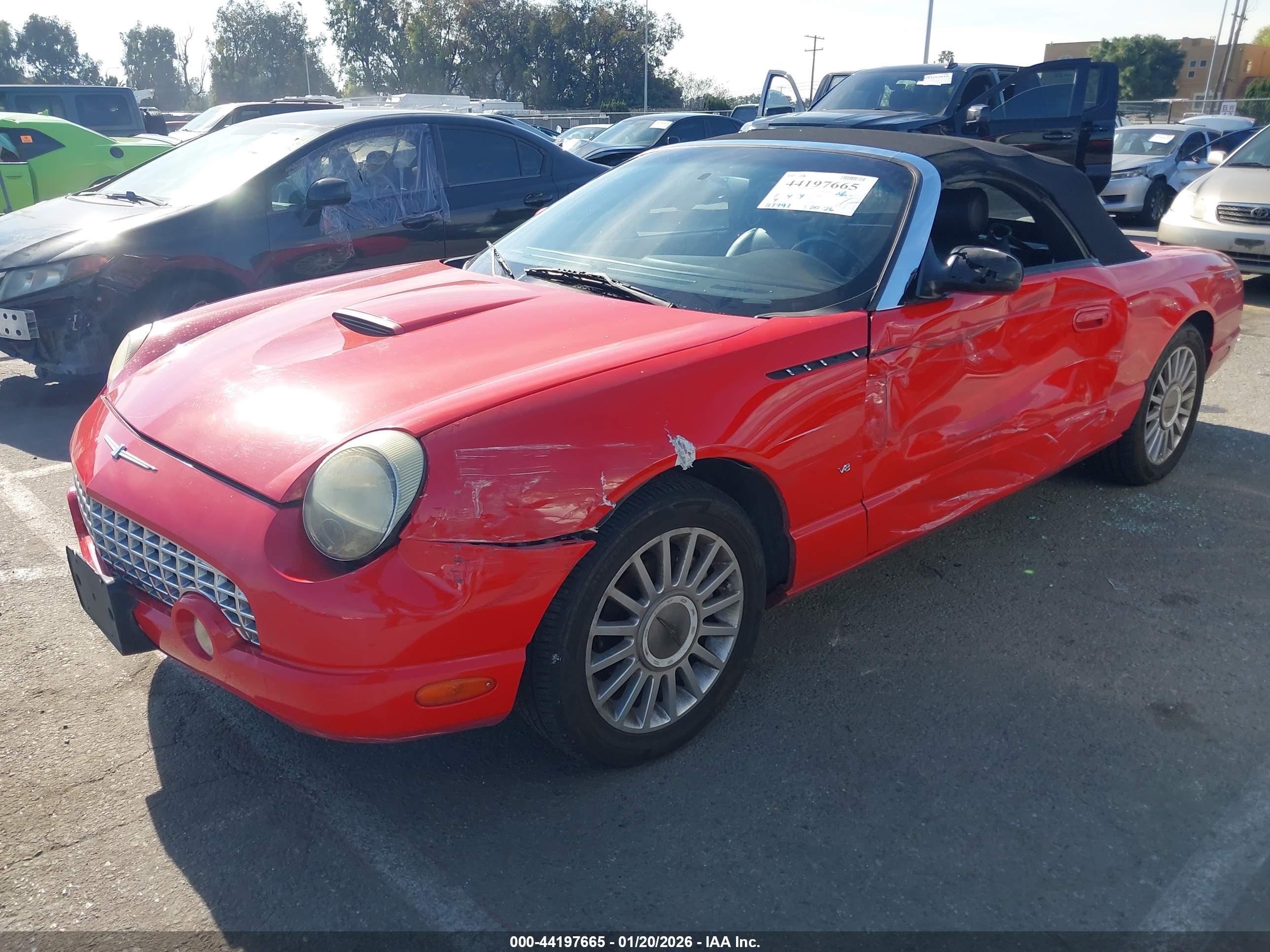FORD THUNDERBIRD image 2
