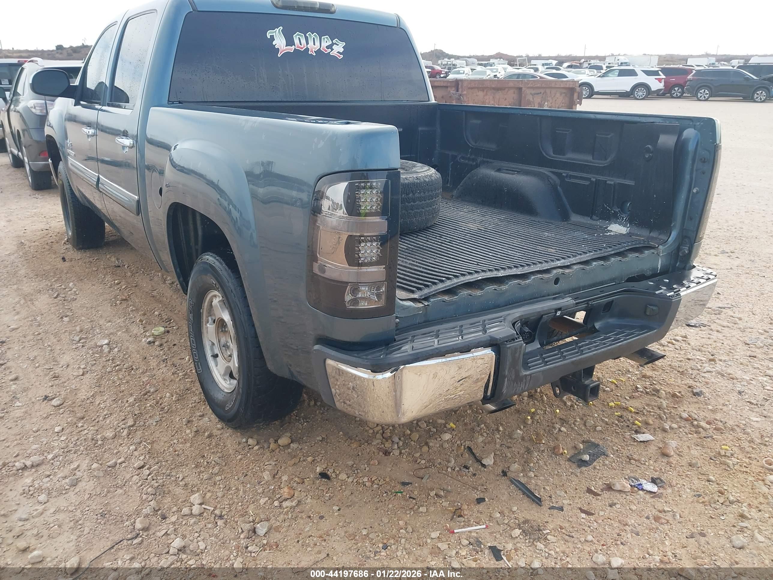 GMC SIERRA image 6