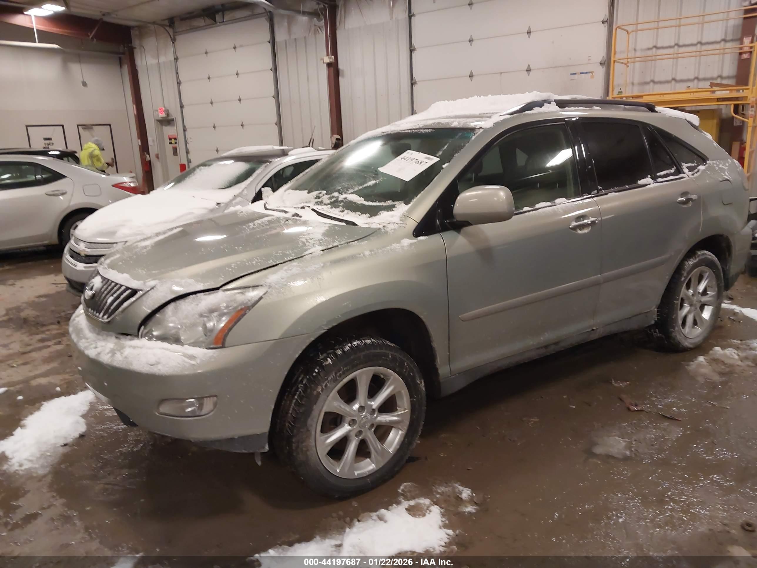LEXUS RX image 2
