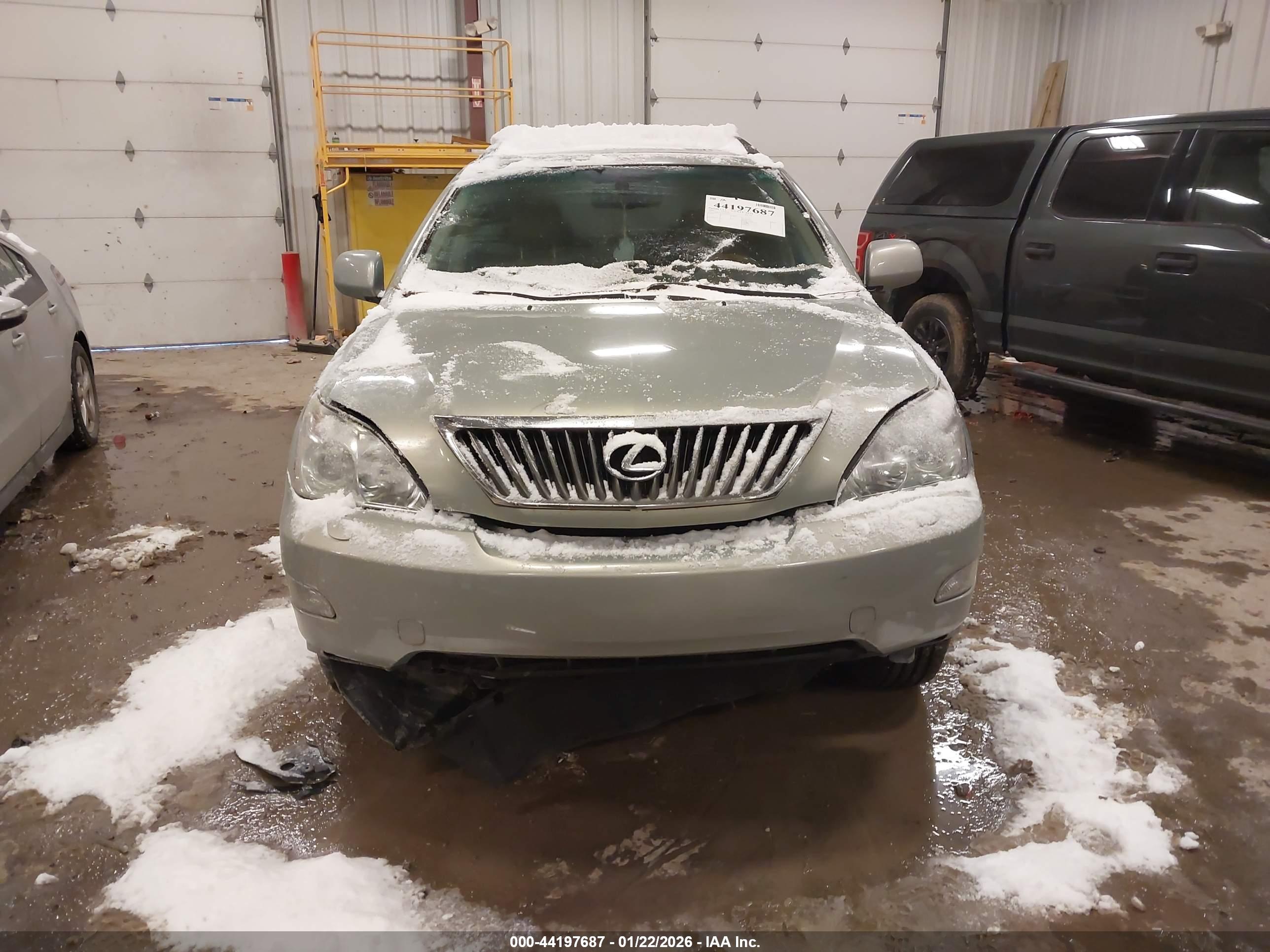 LEXUS RX image 6