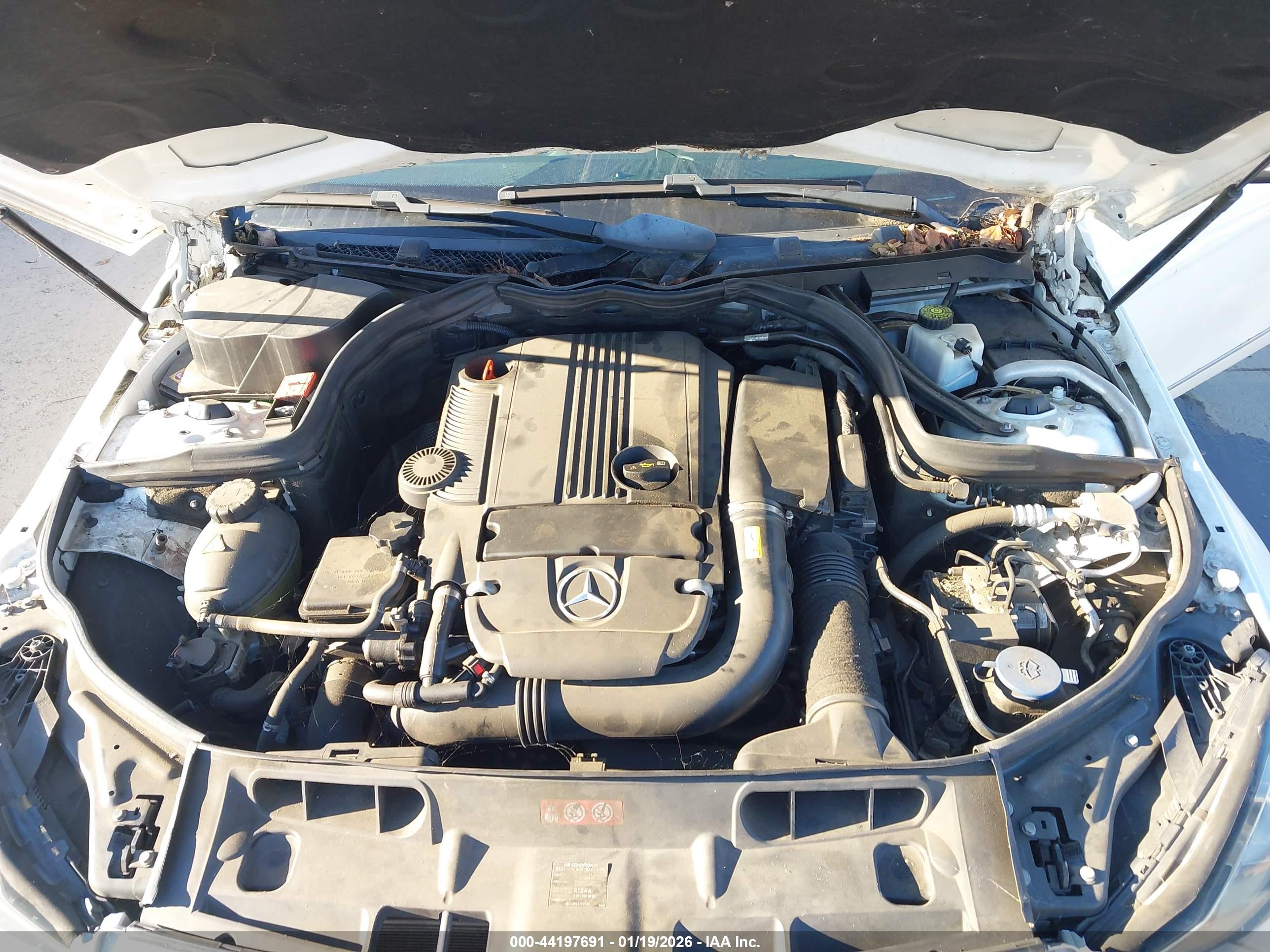 MERCEDES-BENZ C image 10