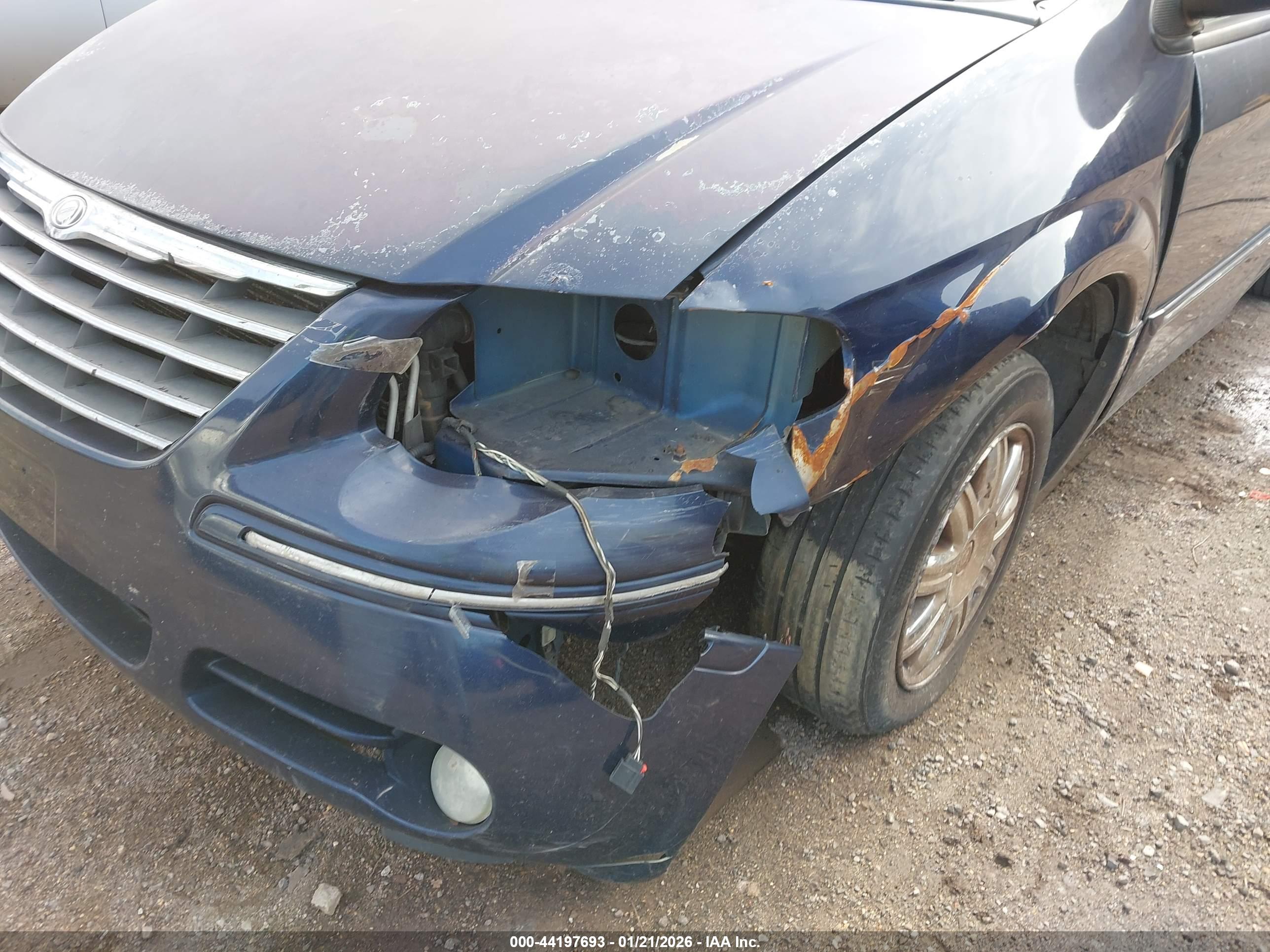 CHRYSLER TOWN image 6