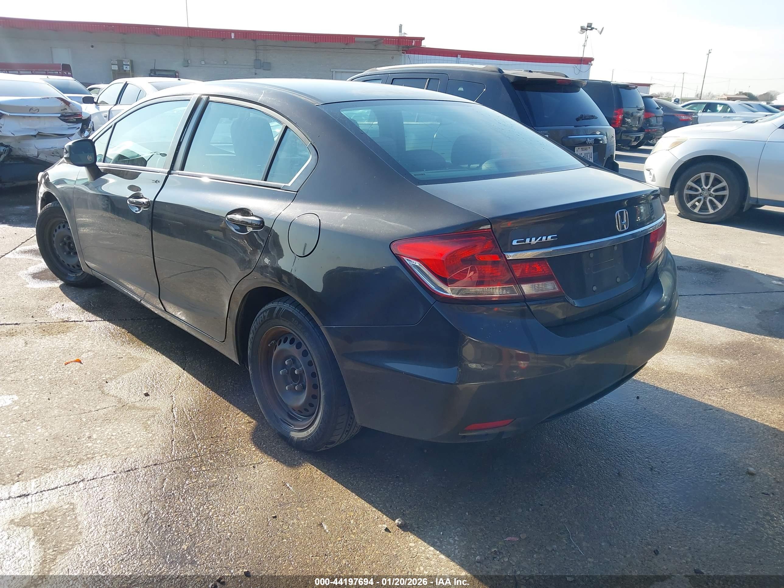 HONDA CIVIC image 3