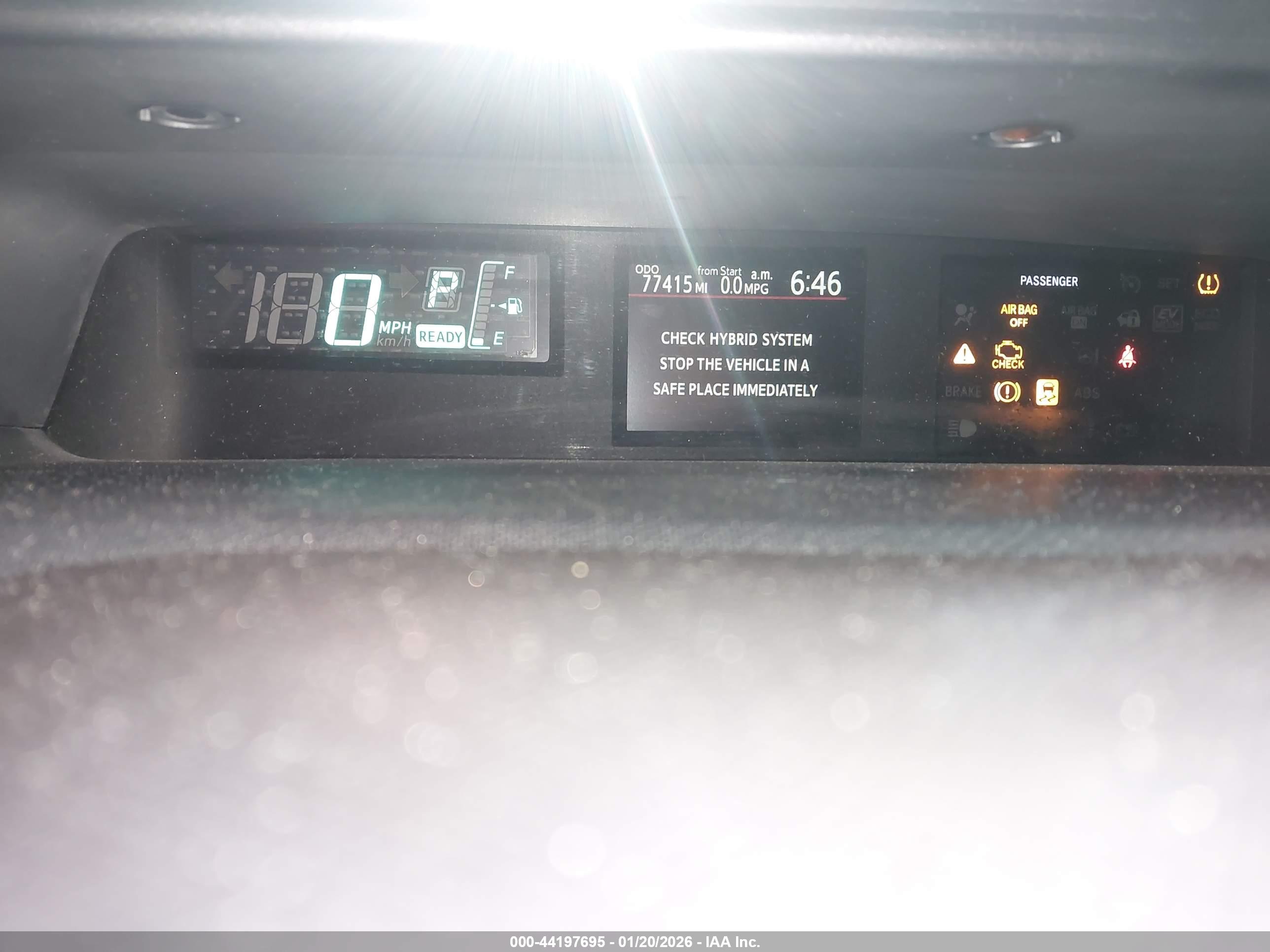 TOYOTA PRIUS image 7