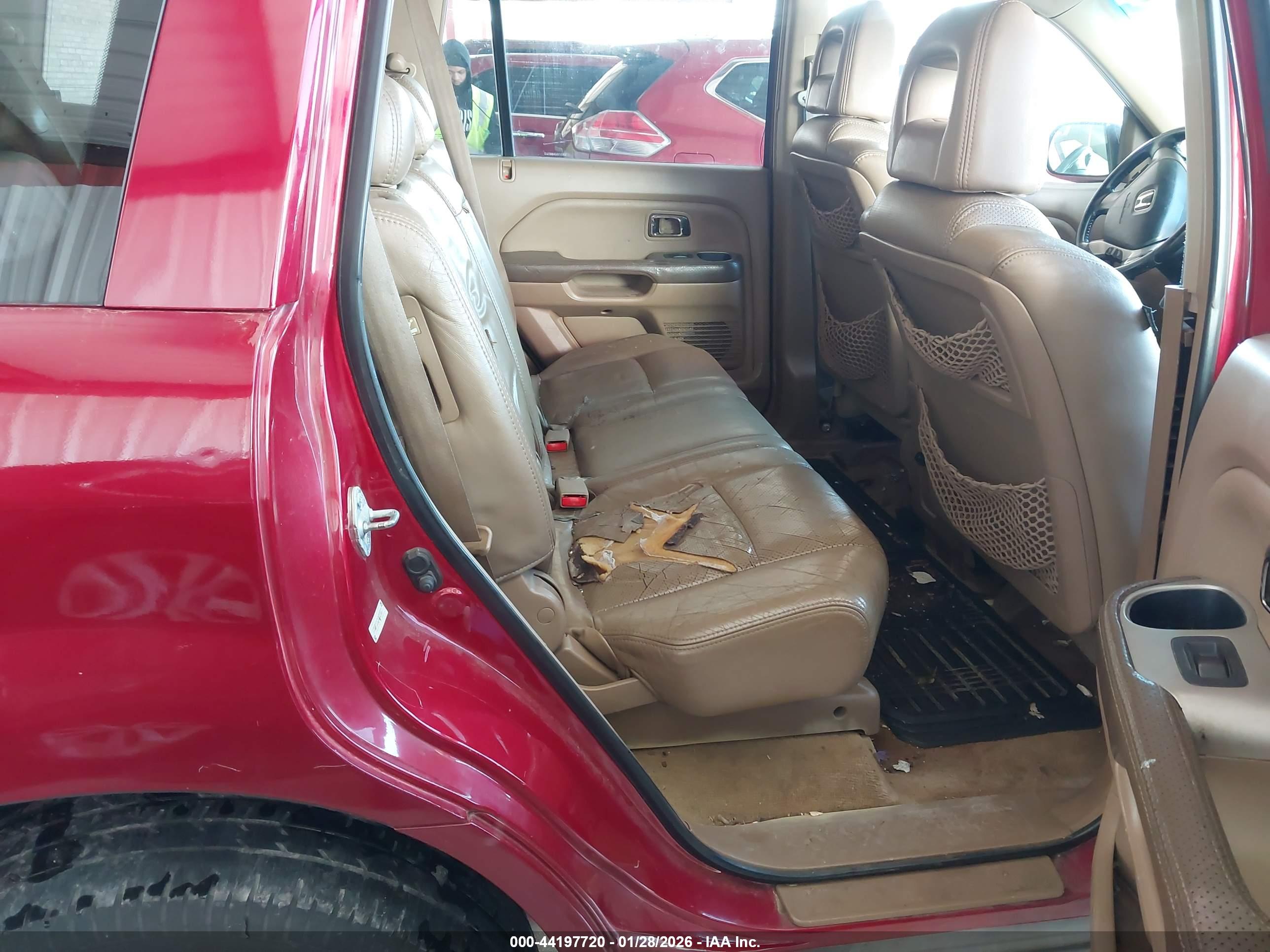HONDA PILOT image 8