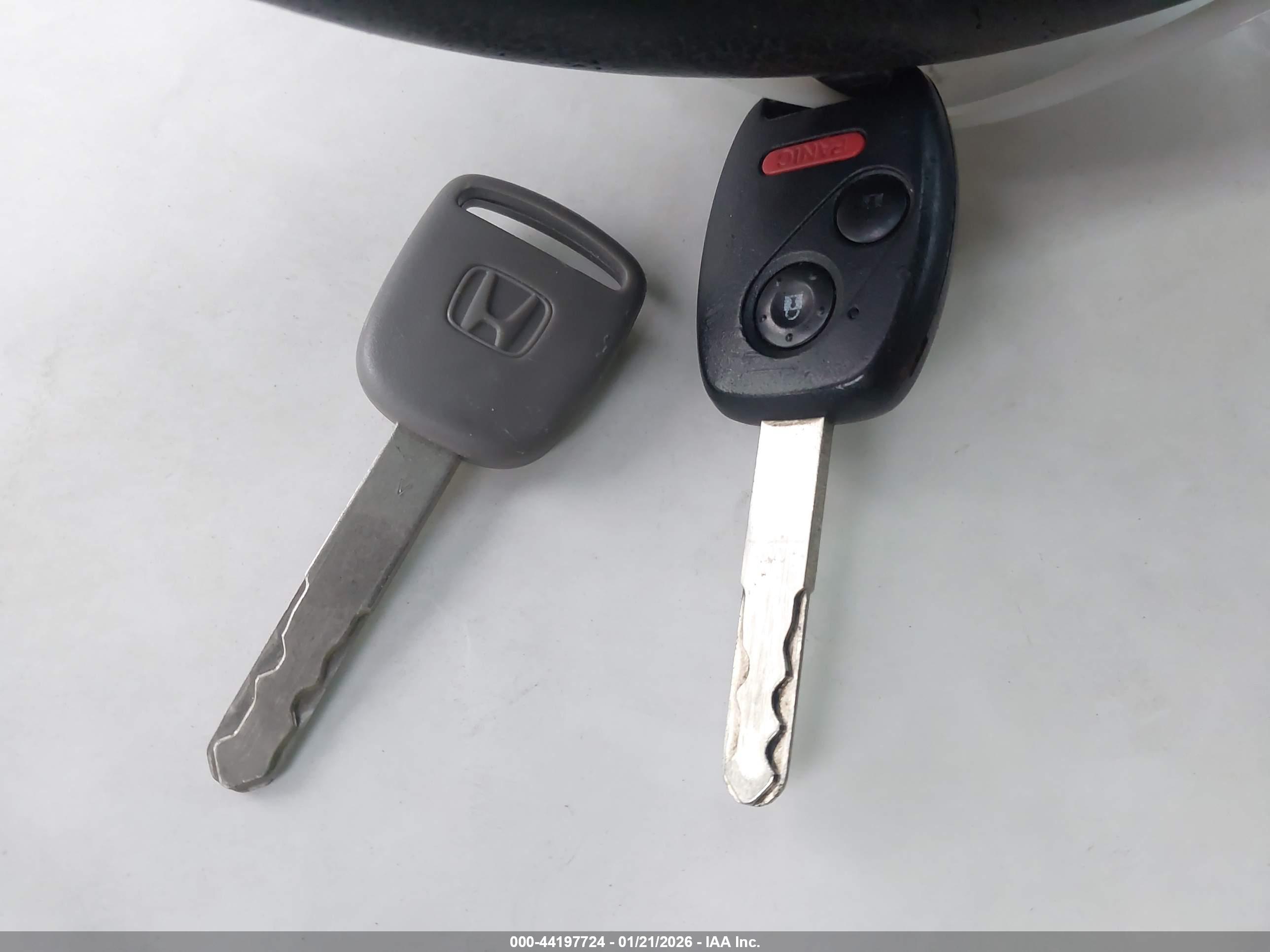 HONDA CIVIC image 11