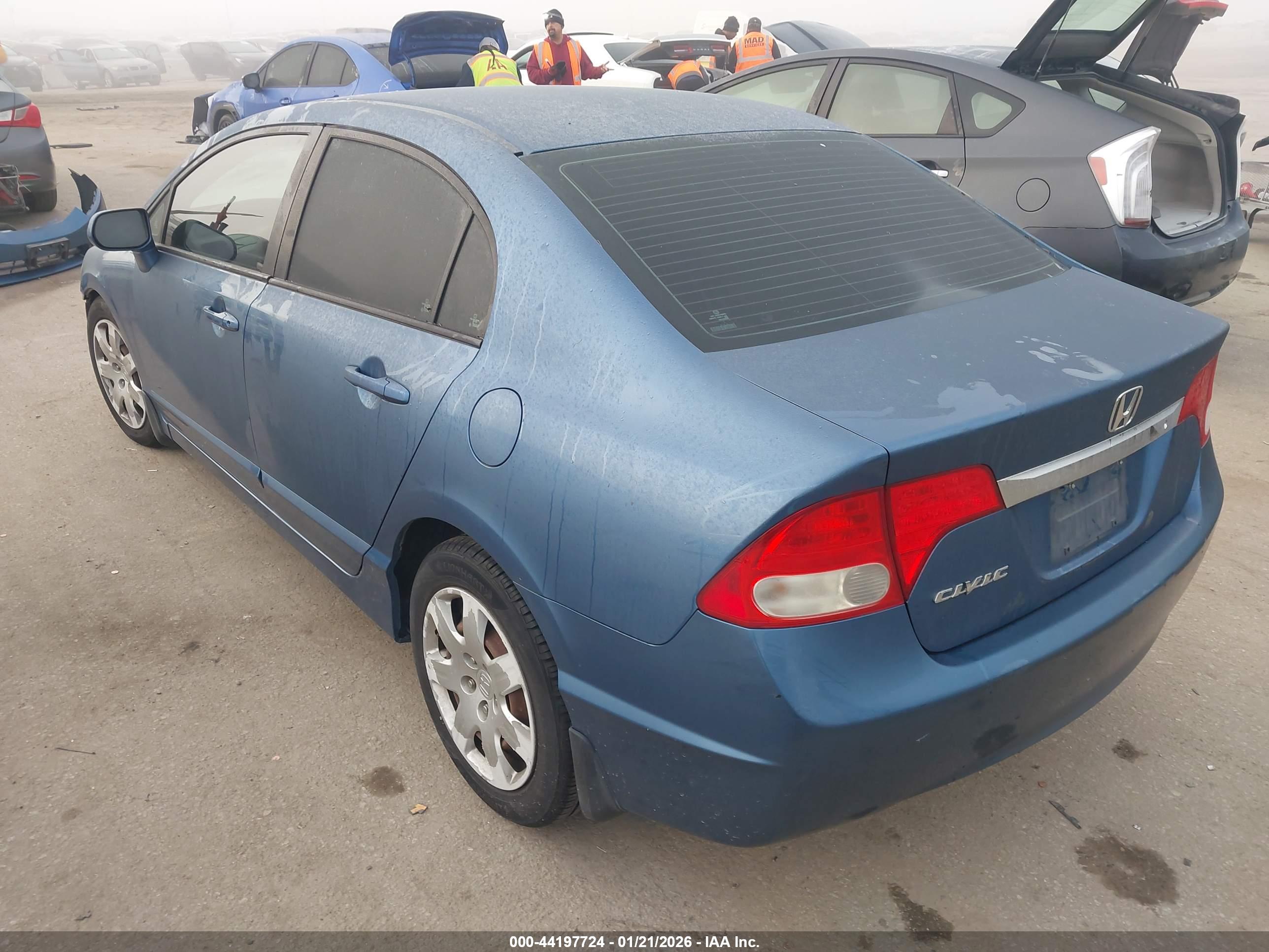 HONDA CIVIC image 3