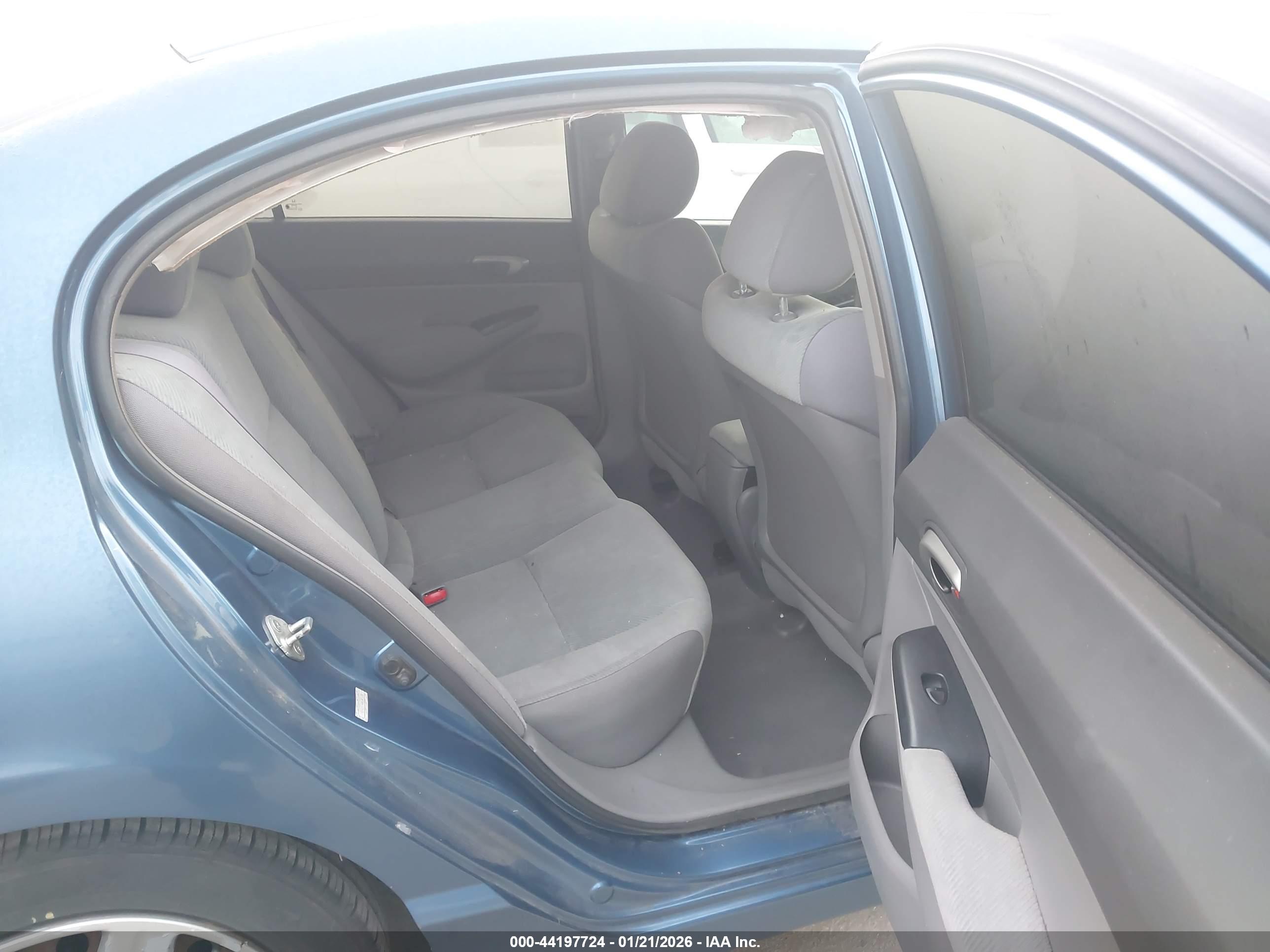 HONDA CIVIC image 8