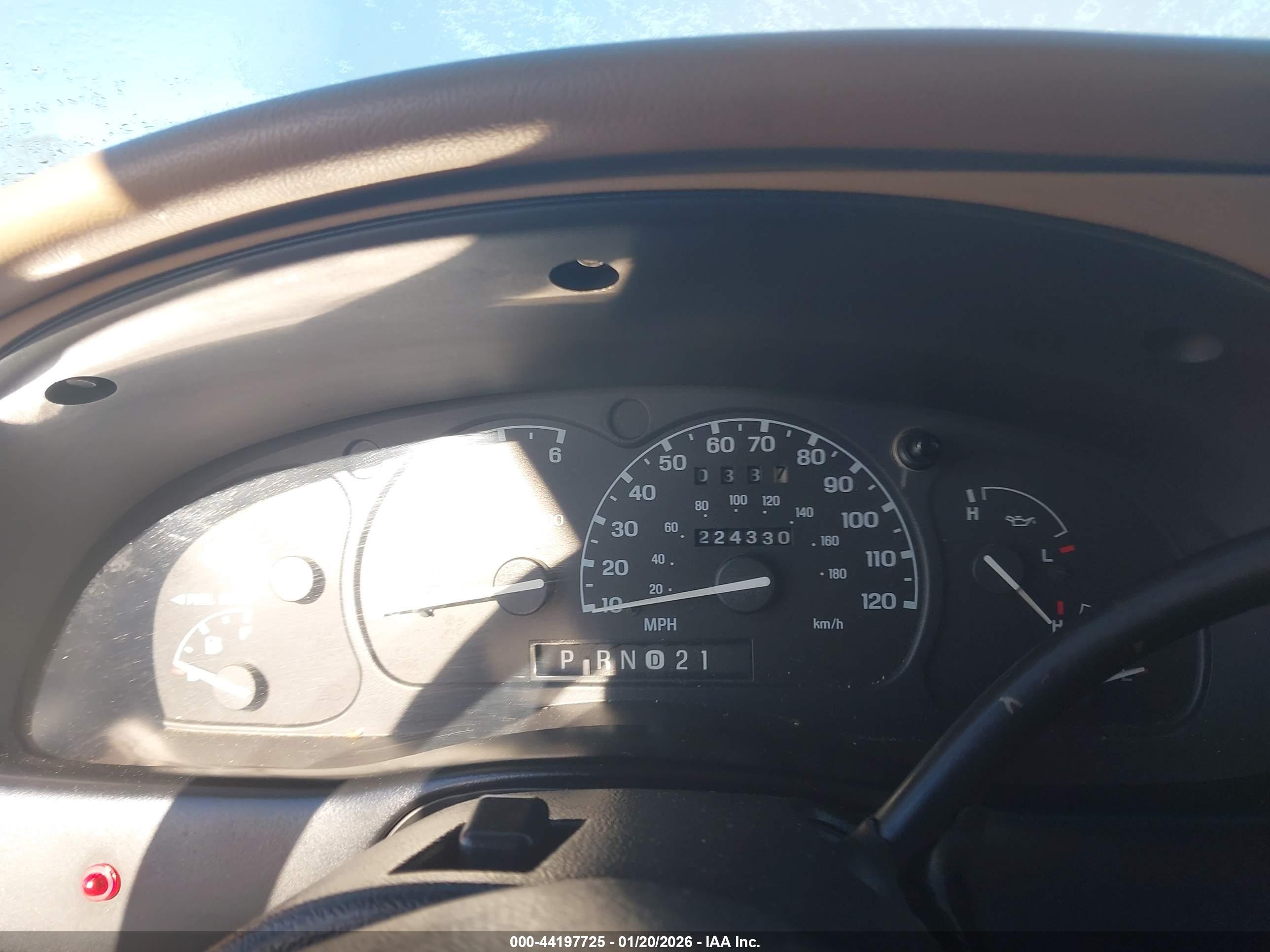 FORD EXPLORER image 7