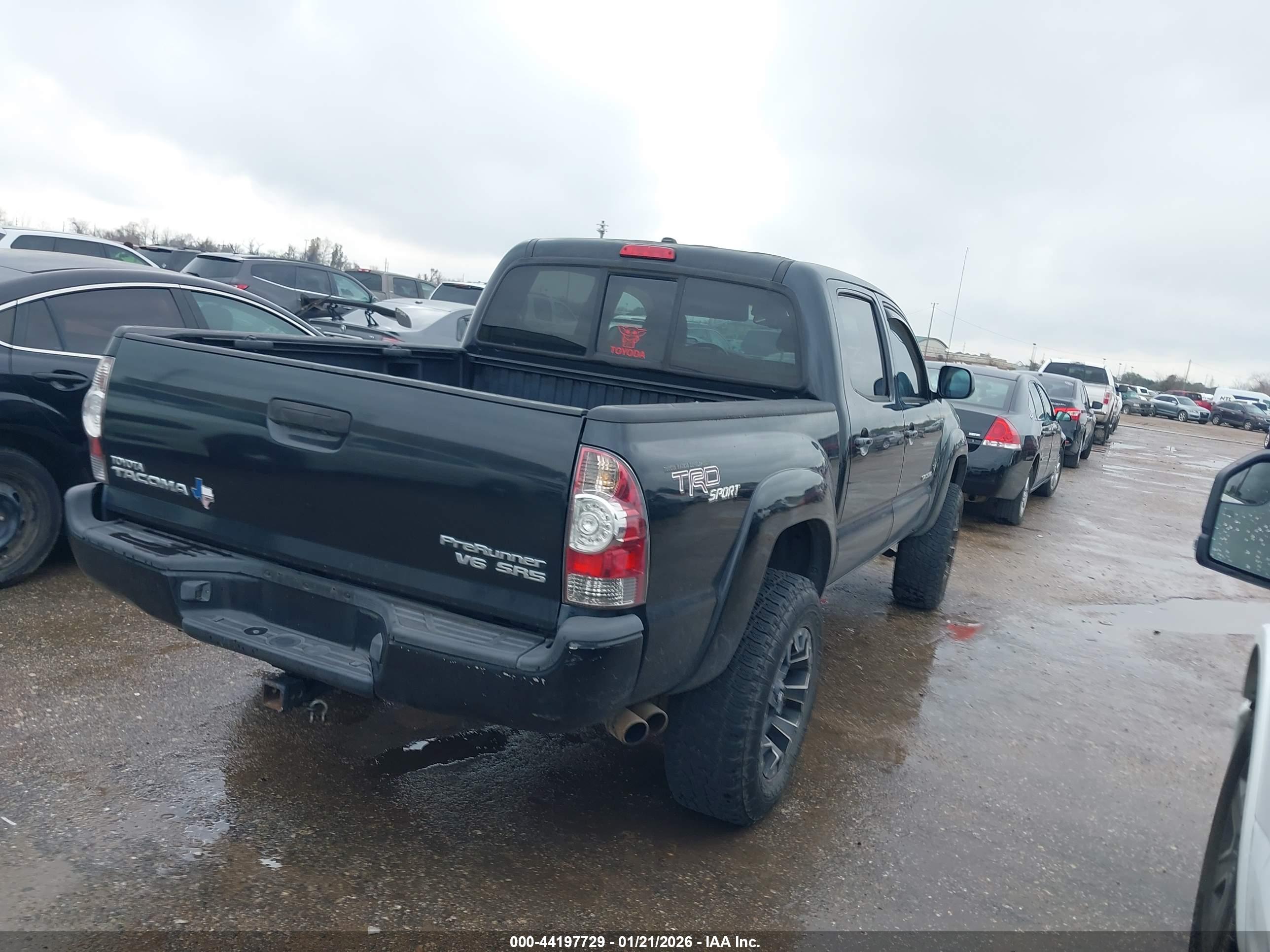 TOYOTA TACOMA image 4