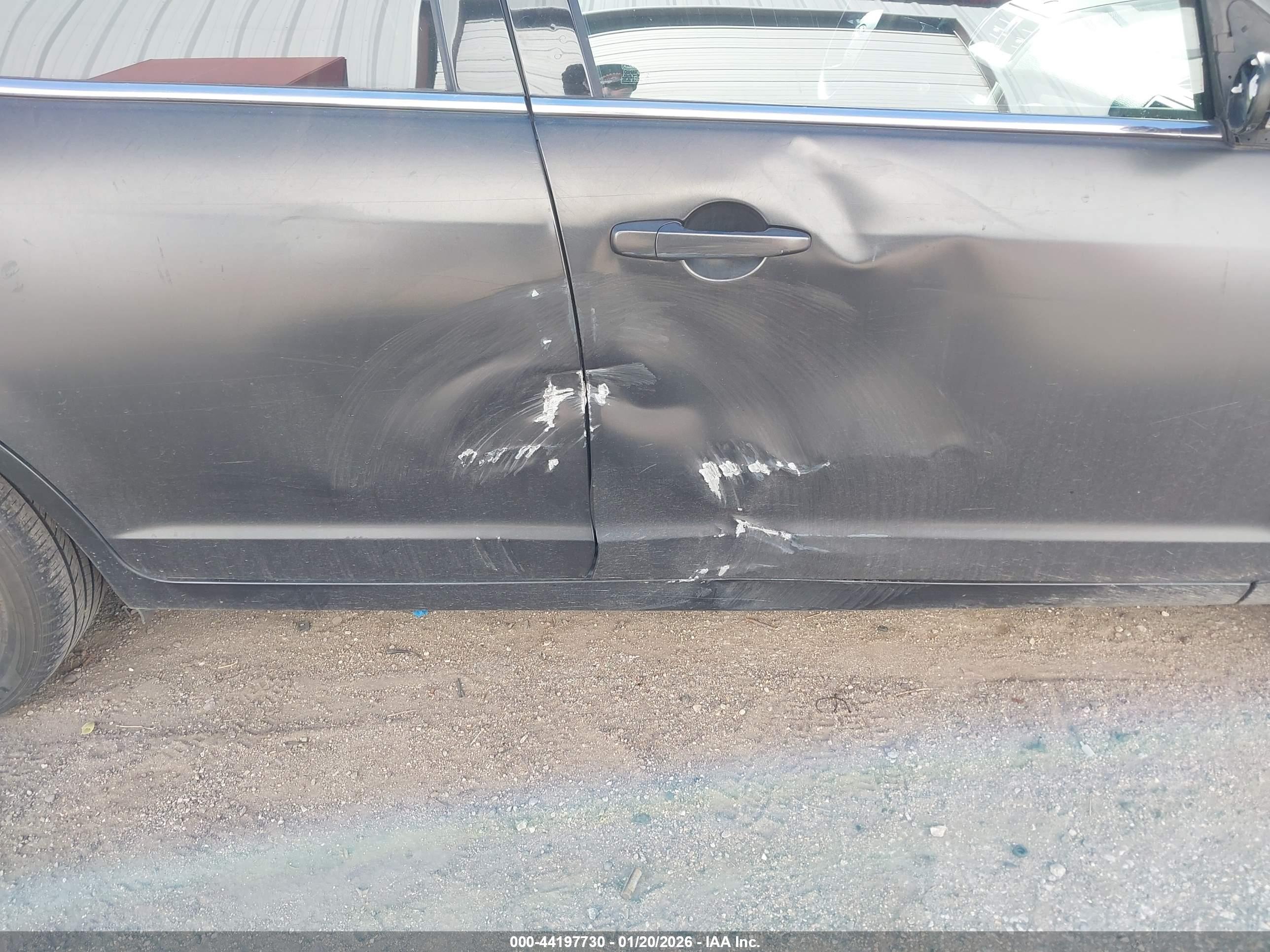 FORD FUSION image 6