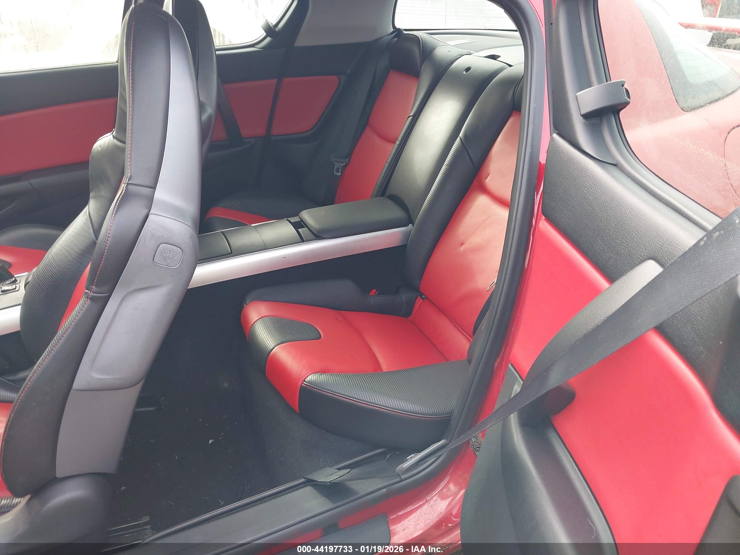 MAZDA RX-8 image 8