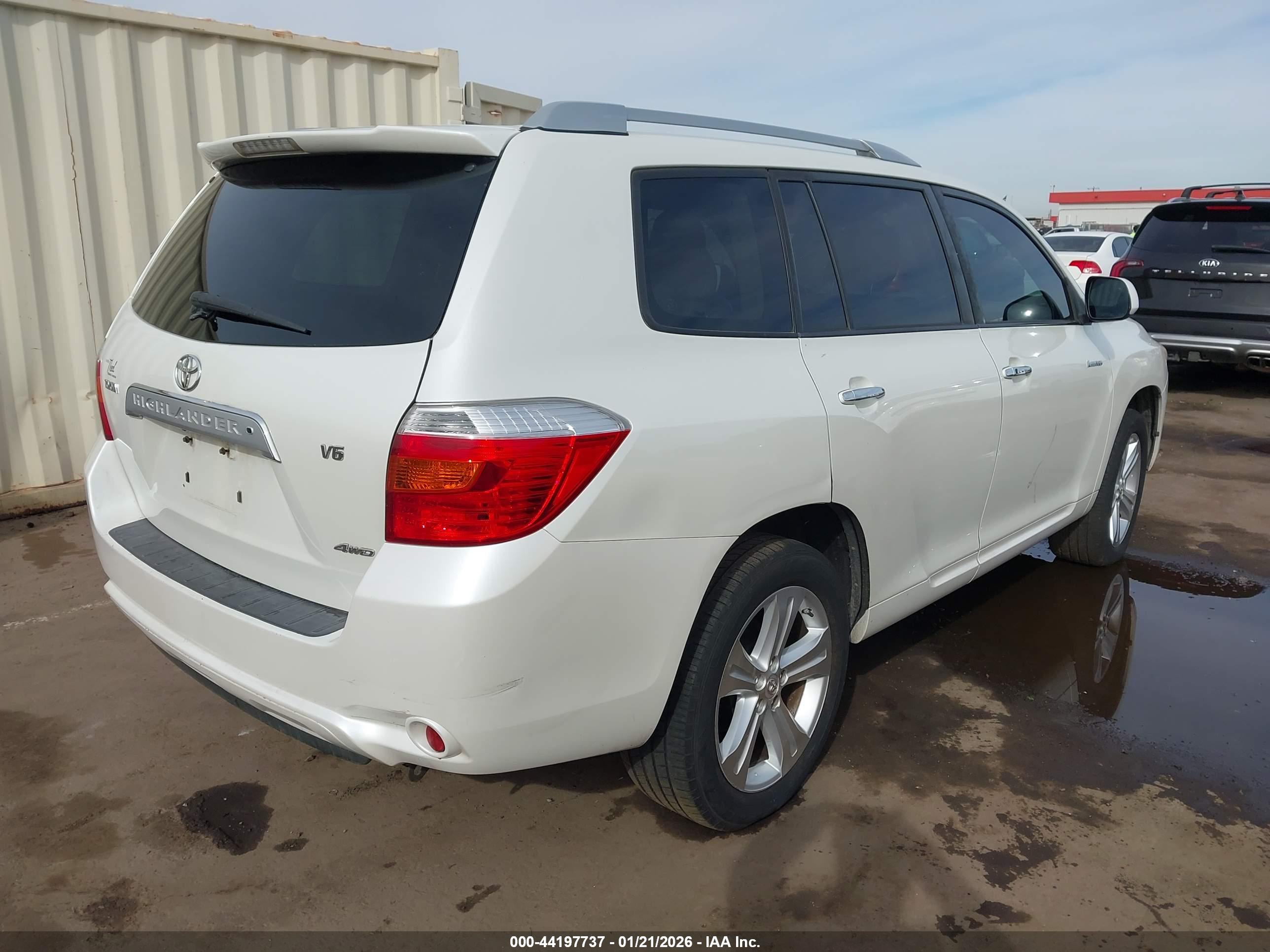 TOYOTA HIGHLANDER image 4