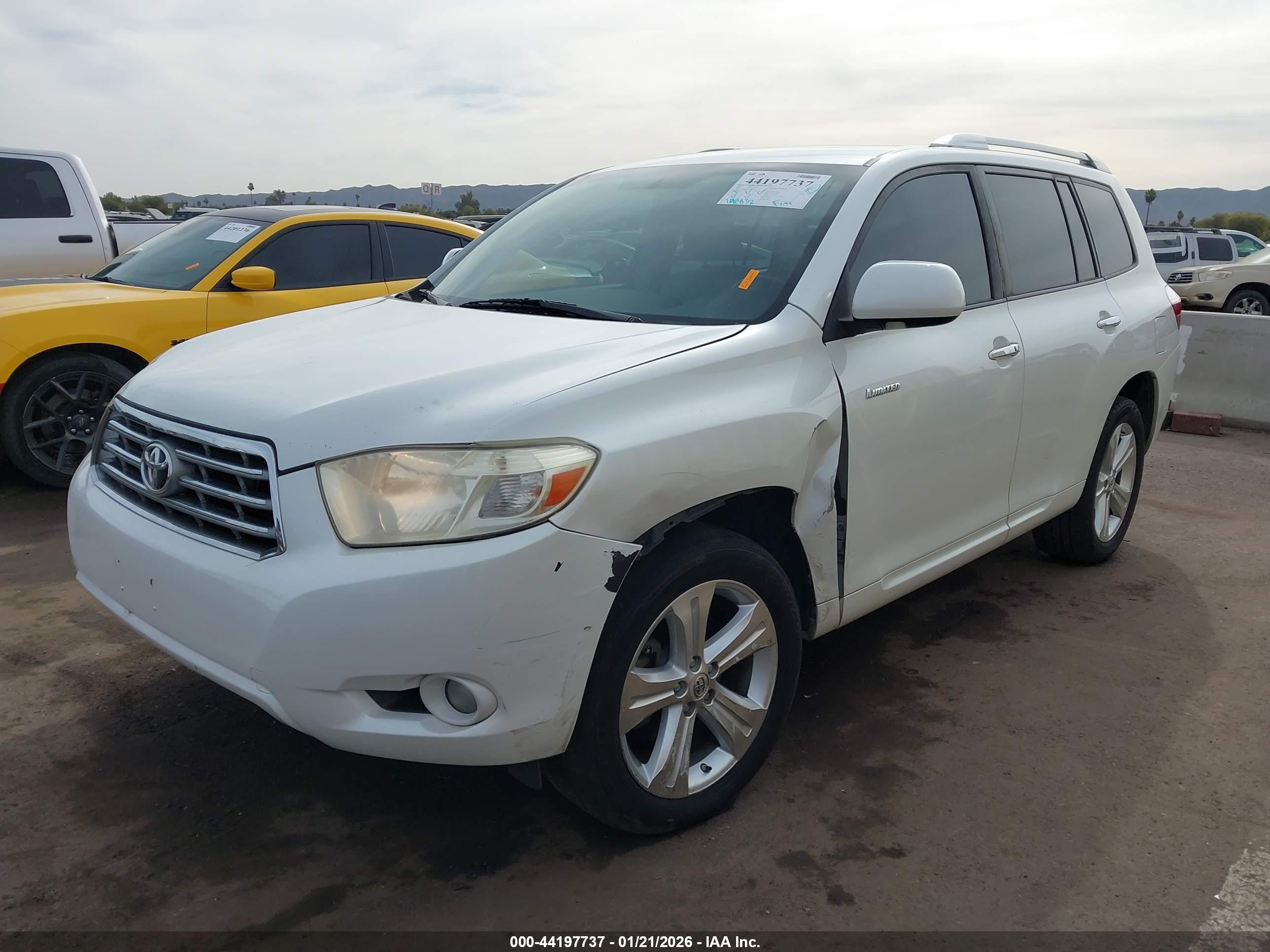 TOYOTA HIGHLANDER image 6