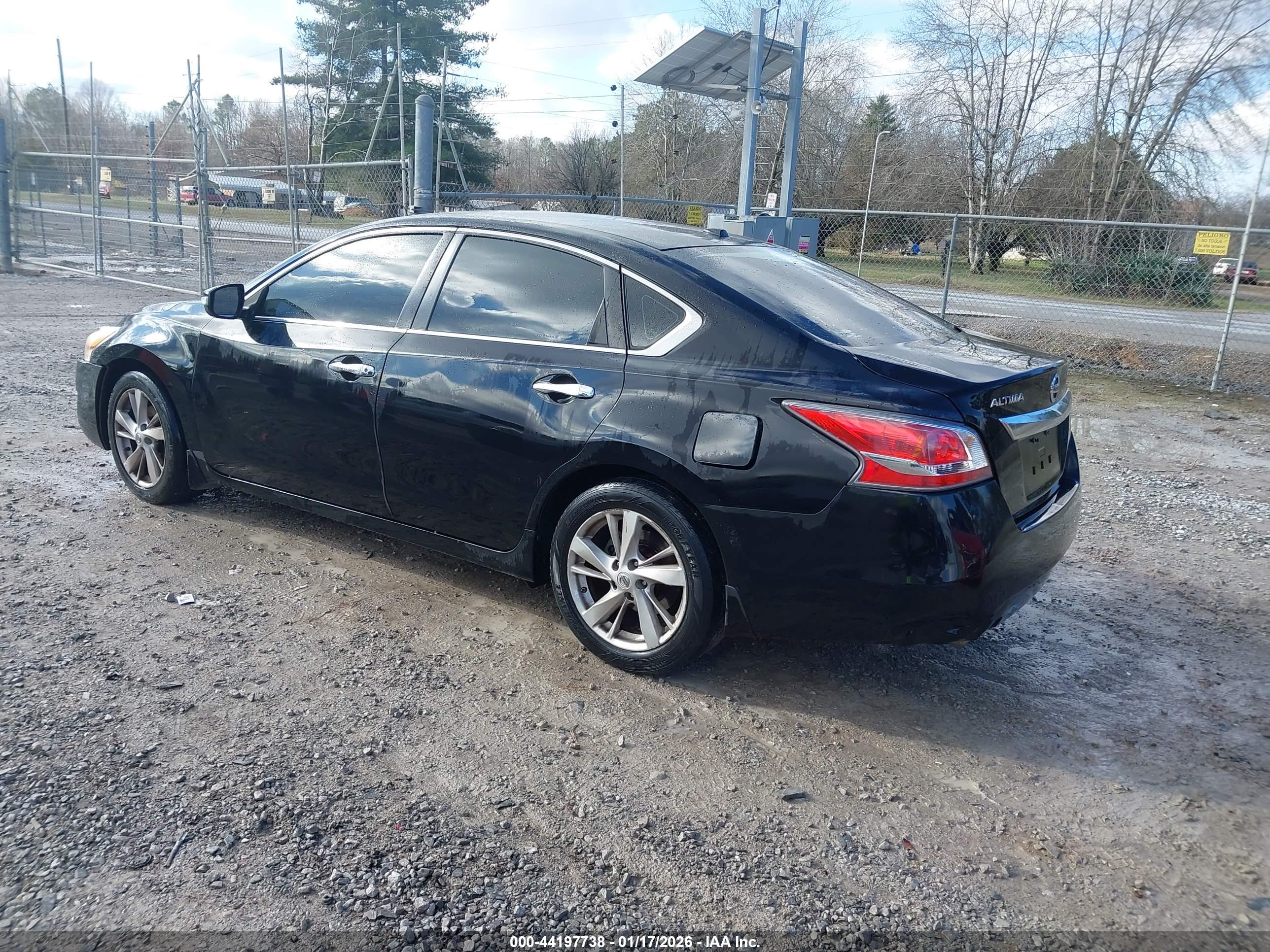 NISSAN ALTIMA image 3