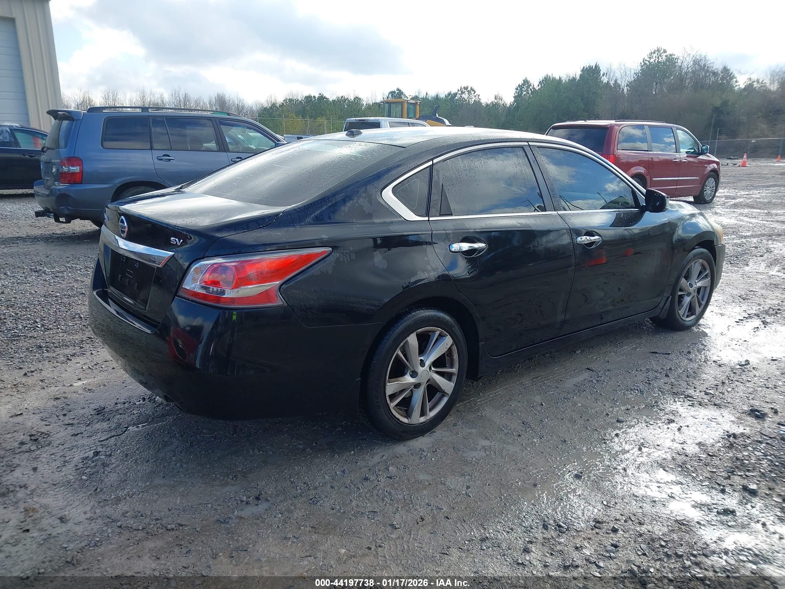 NISSAN ALTIMA image 4