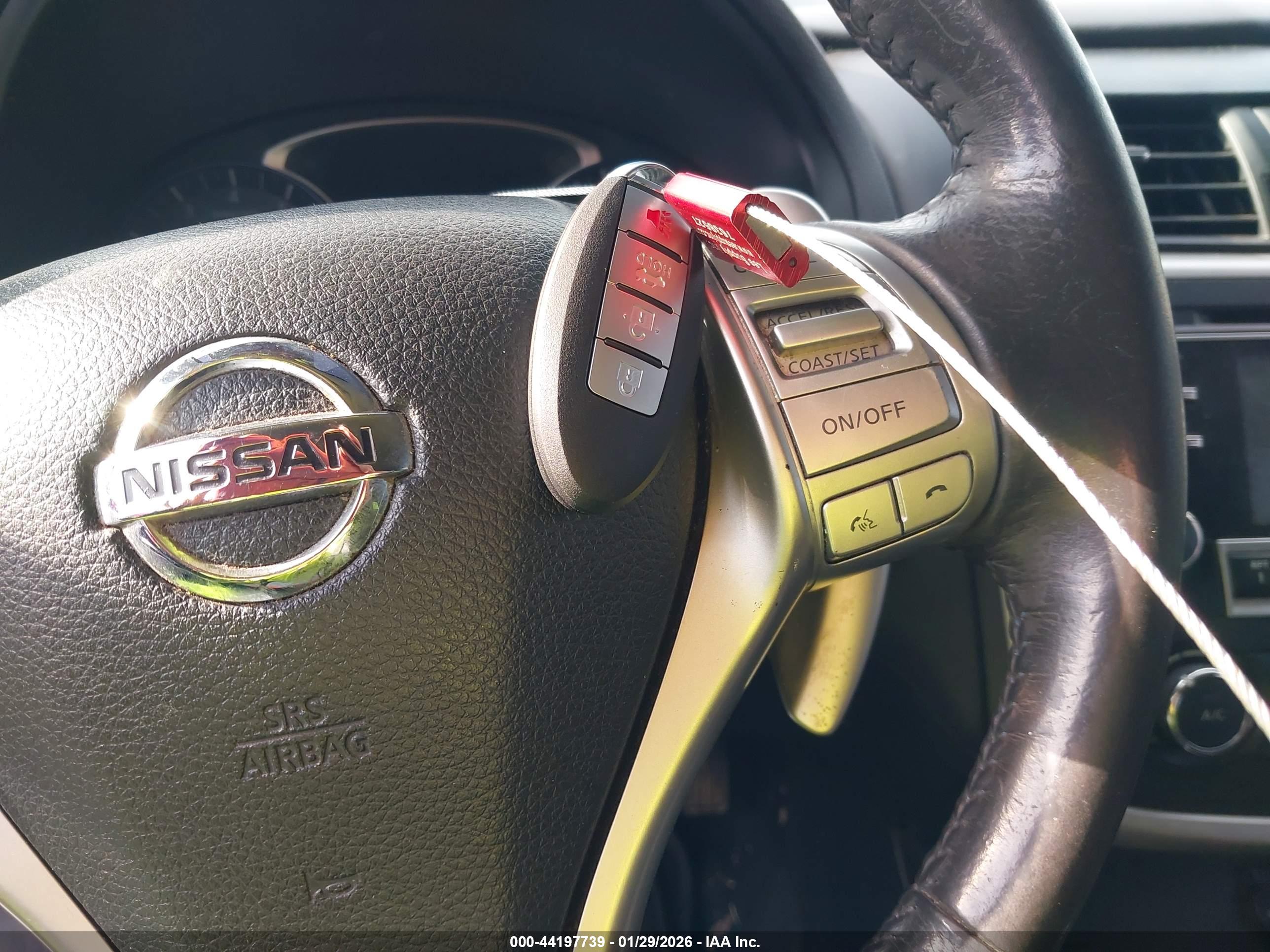 NISSAN ALTIMA image 11