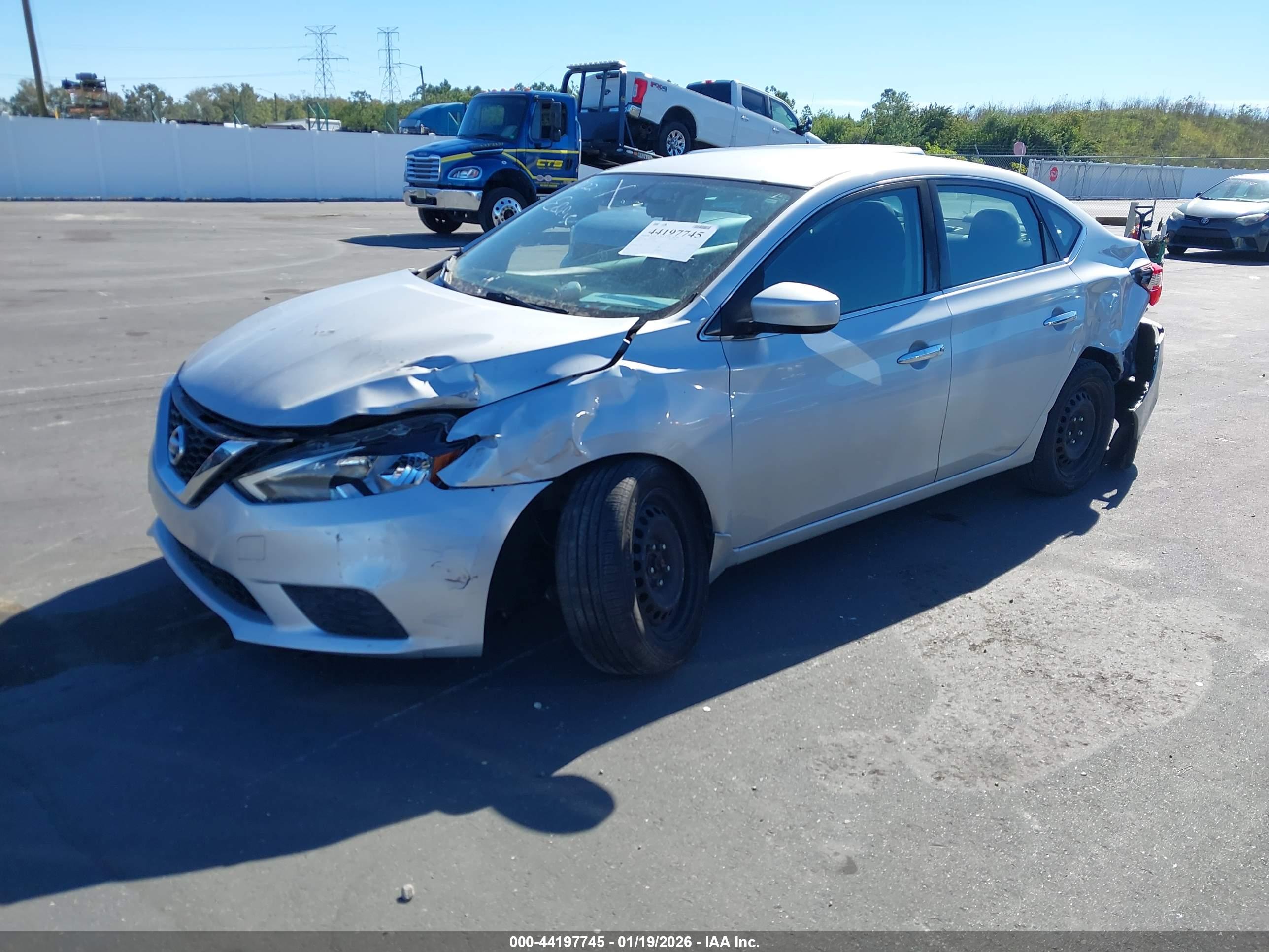 NISSAN SENTRA image 2
