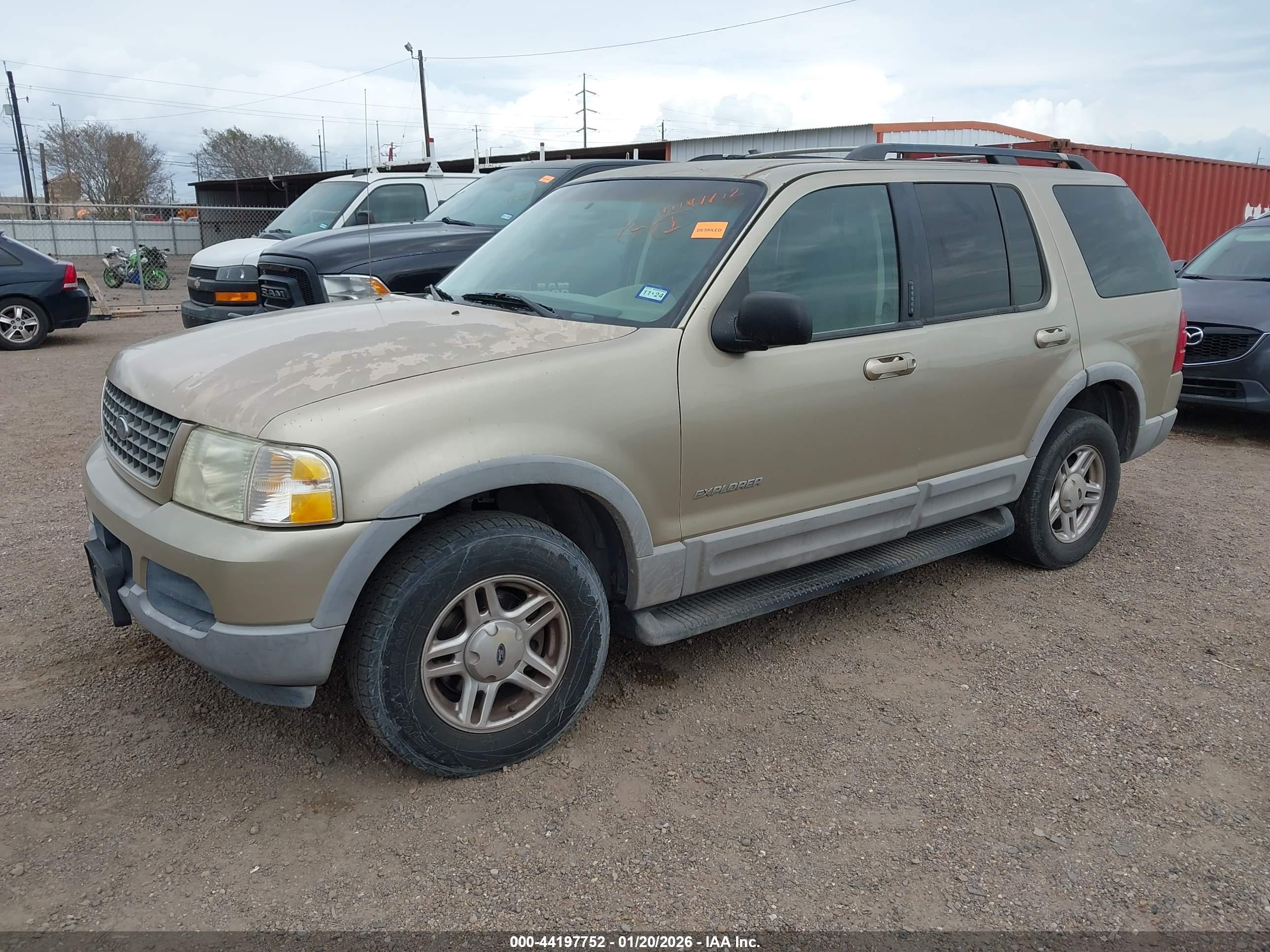 FORD EXPLORER image 2