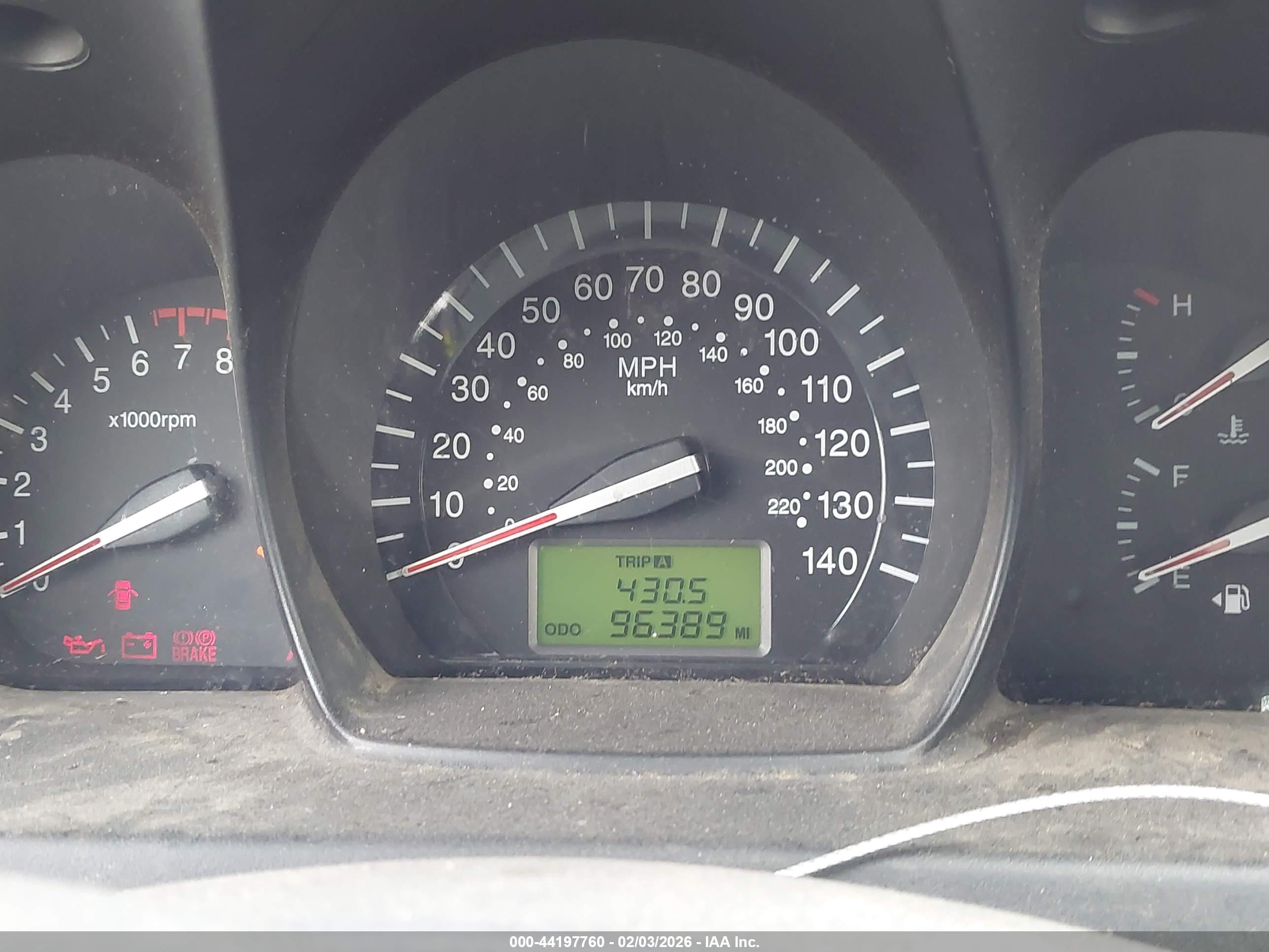 KIA SPECTRA image 7