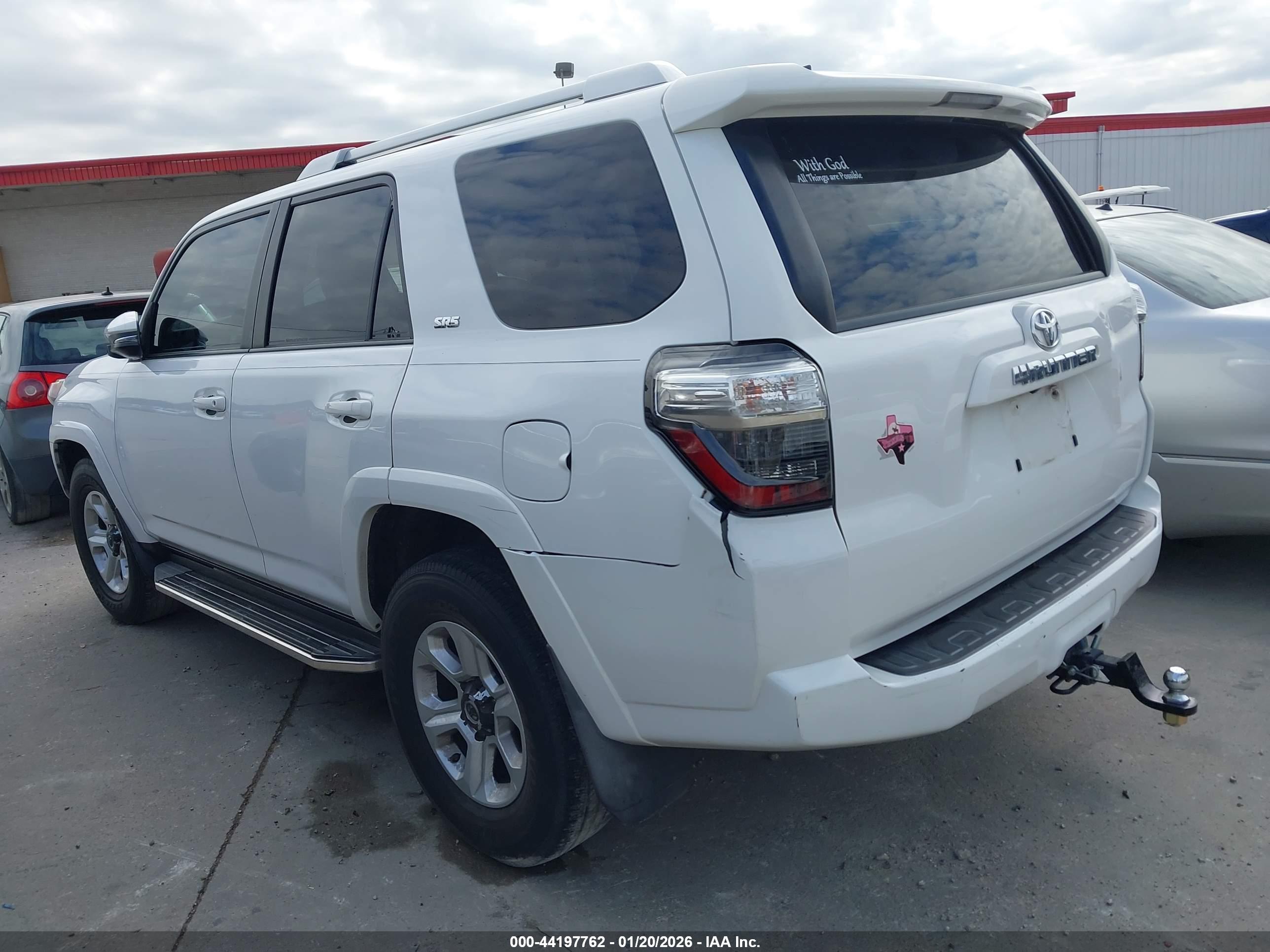 TOYOTA 4RUNNER image 3