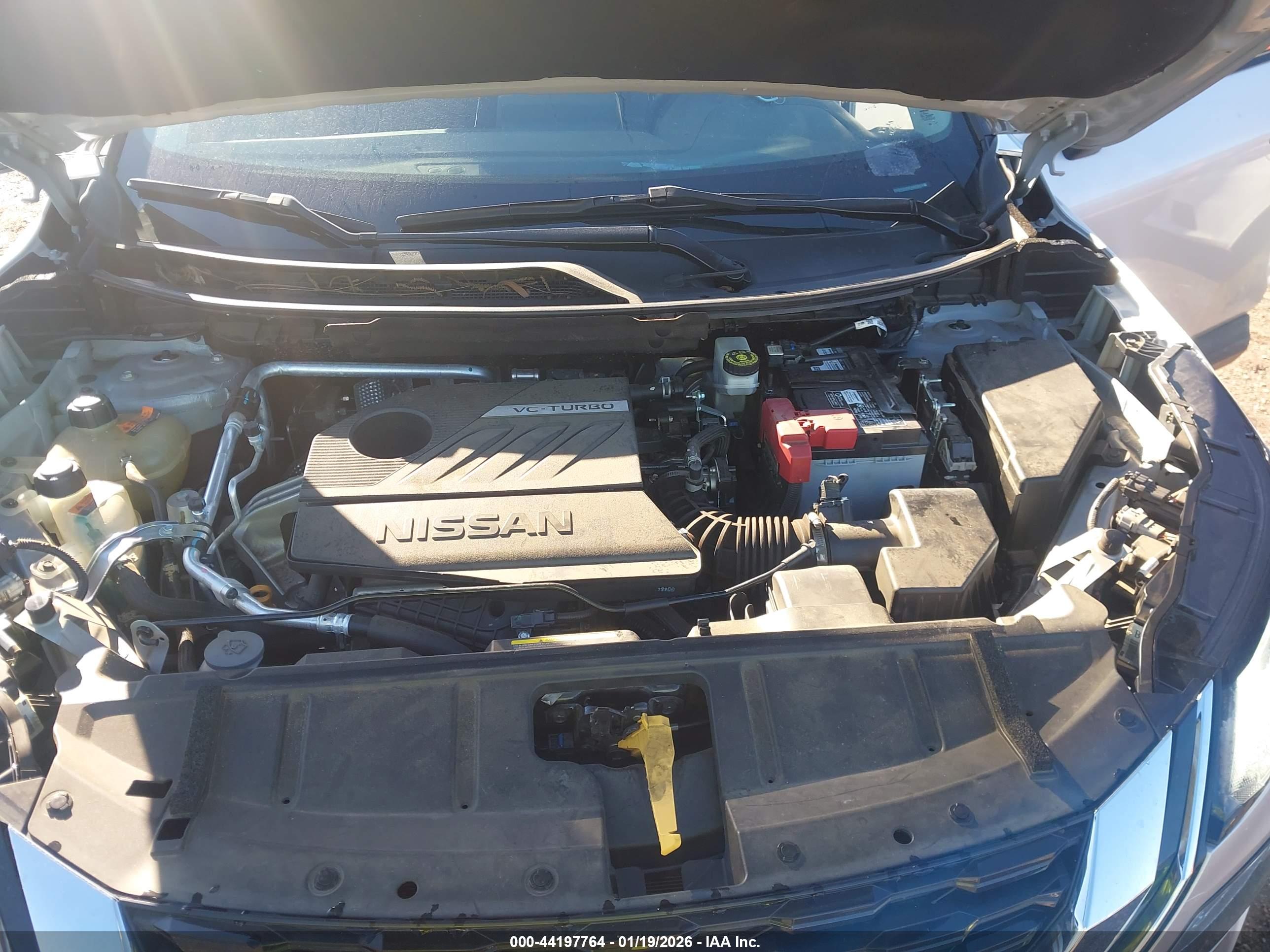 NISSAN ROGUE image 10