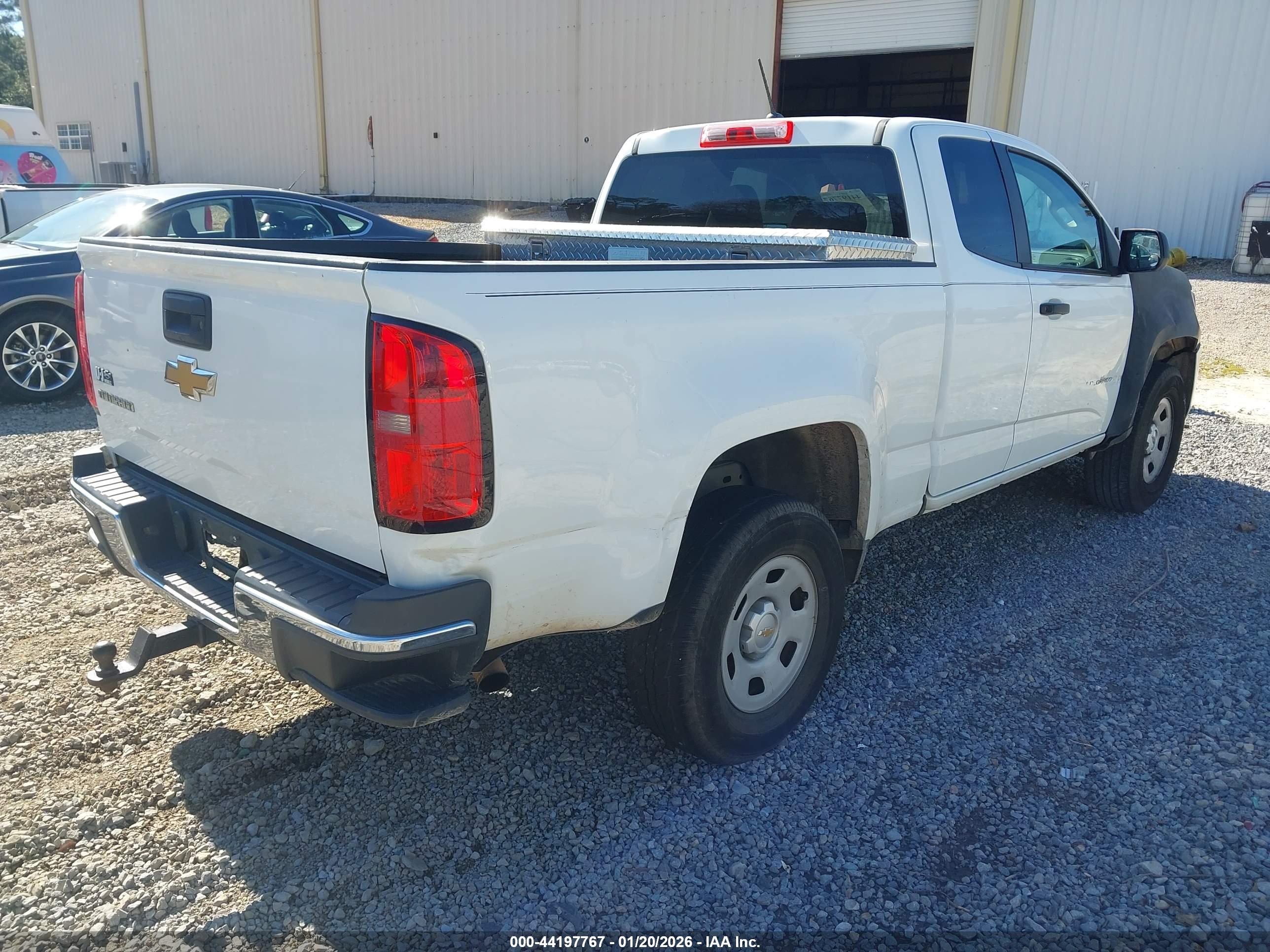 CHEVROLET COLORADO image 4