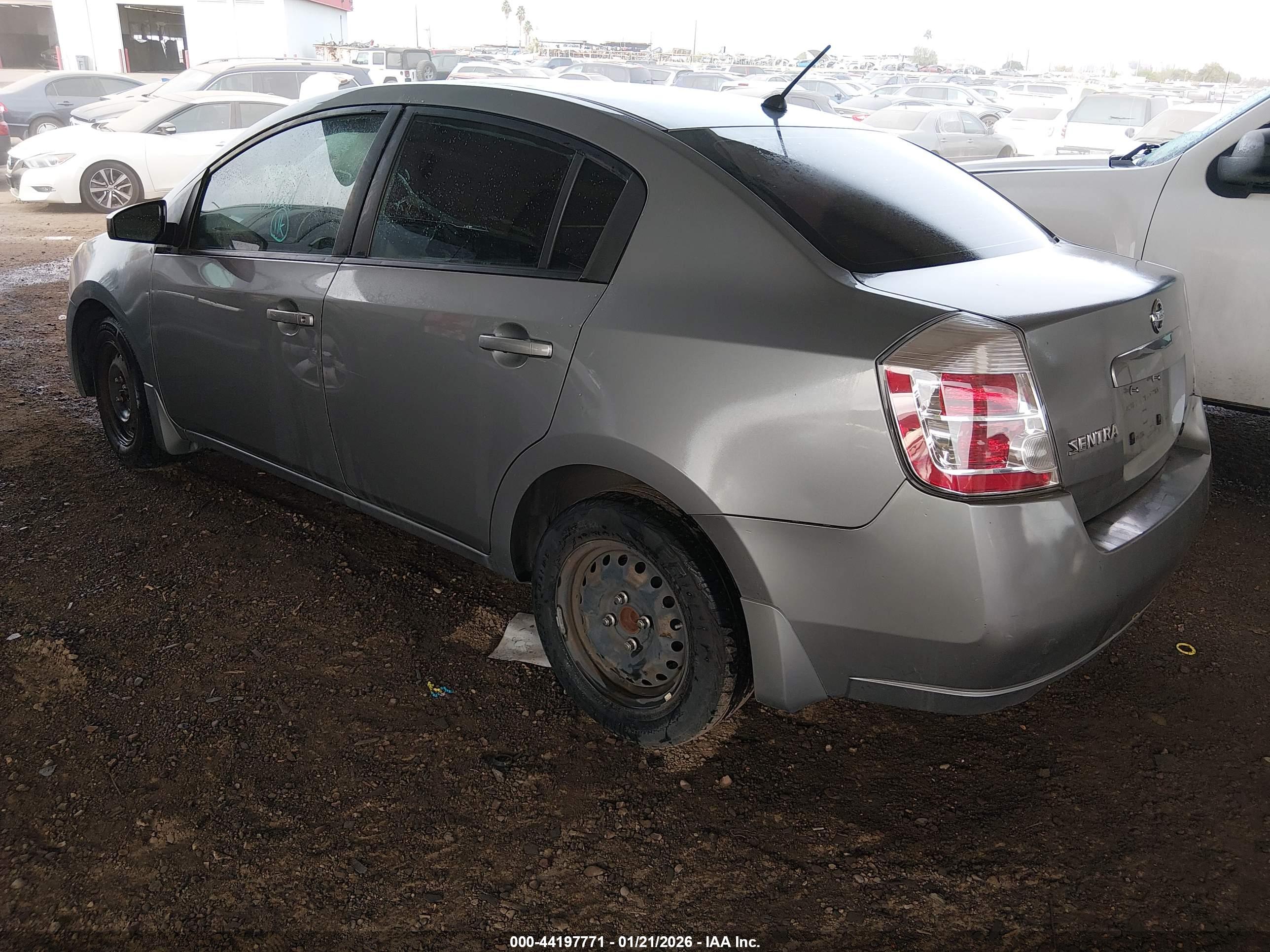 NISSAN SENTRA image 3