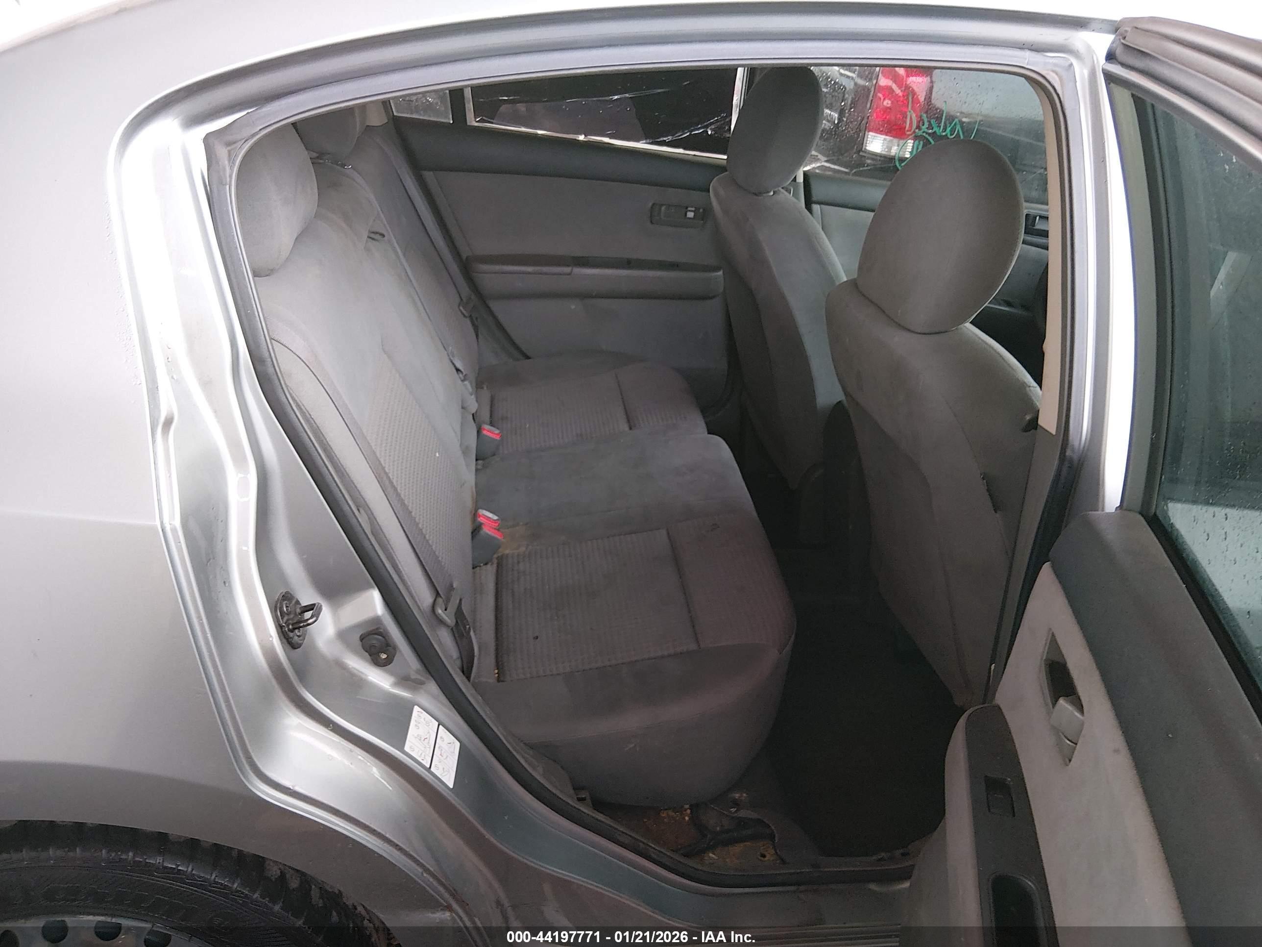 NISSAN SENTRA image 8