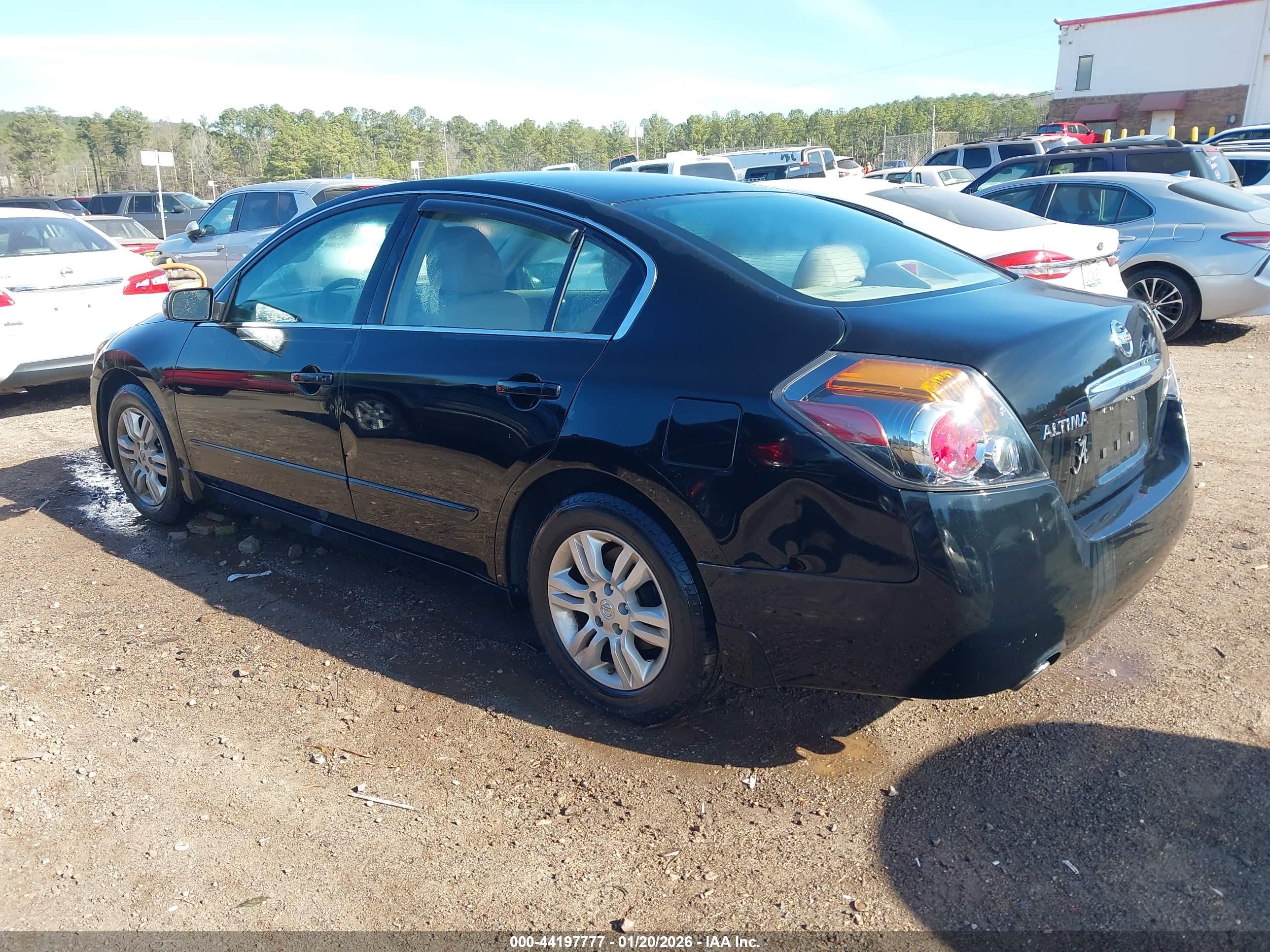NISSAN ALTIMA image 3