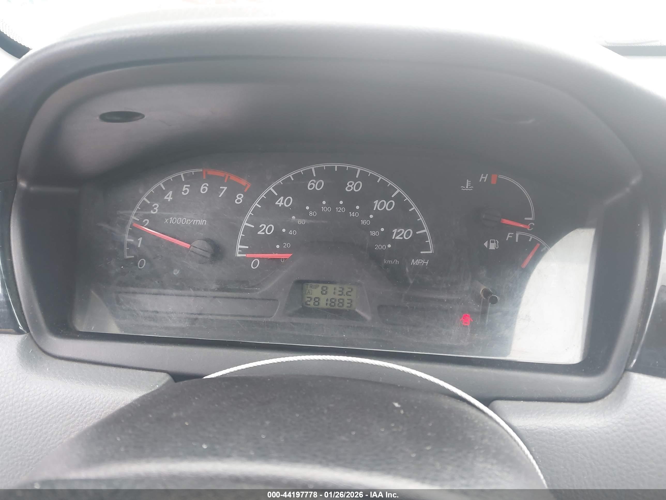 MITSUBISHI LANCER image 7