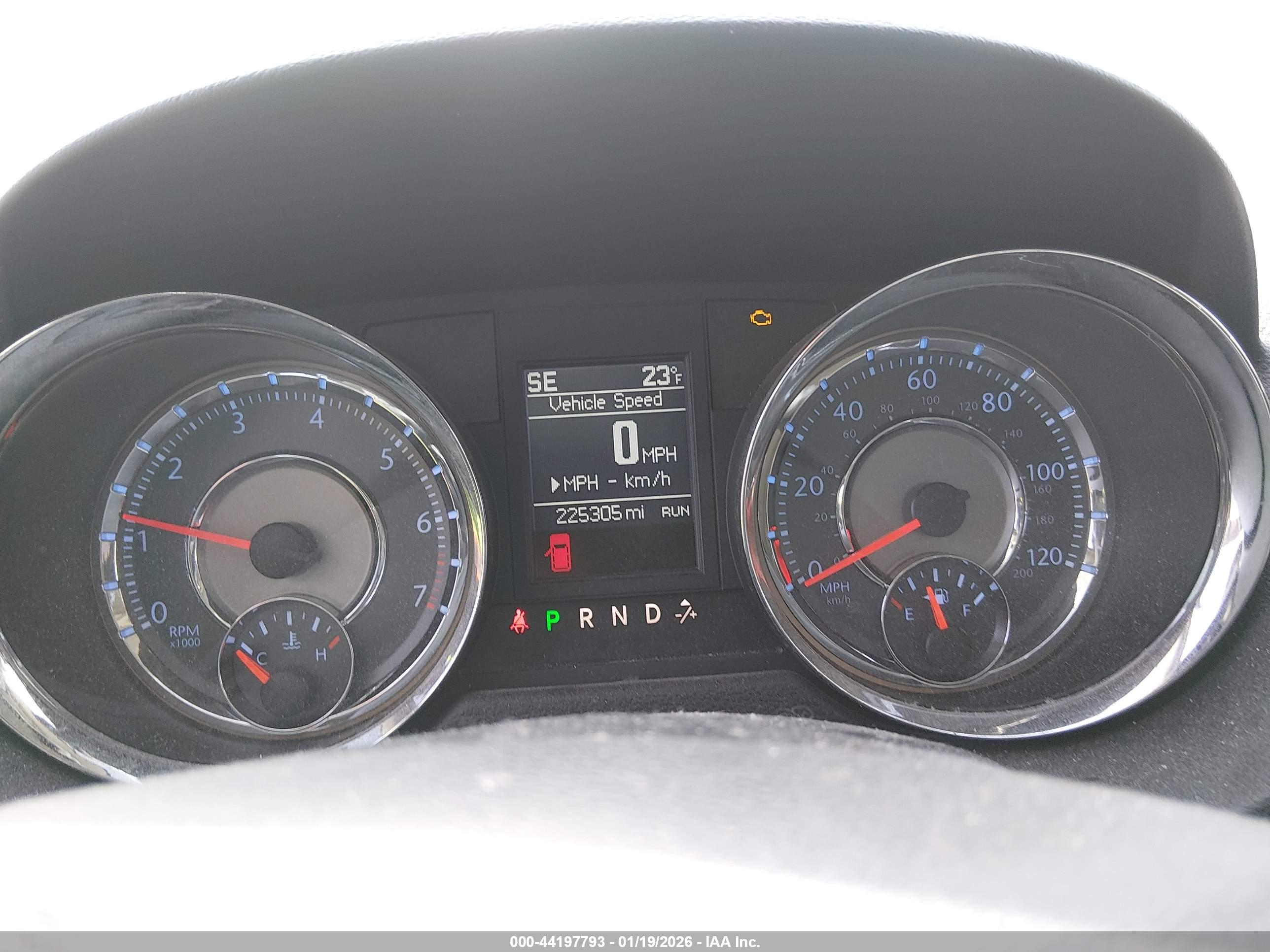CHRYSLER TOWN image 7