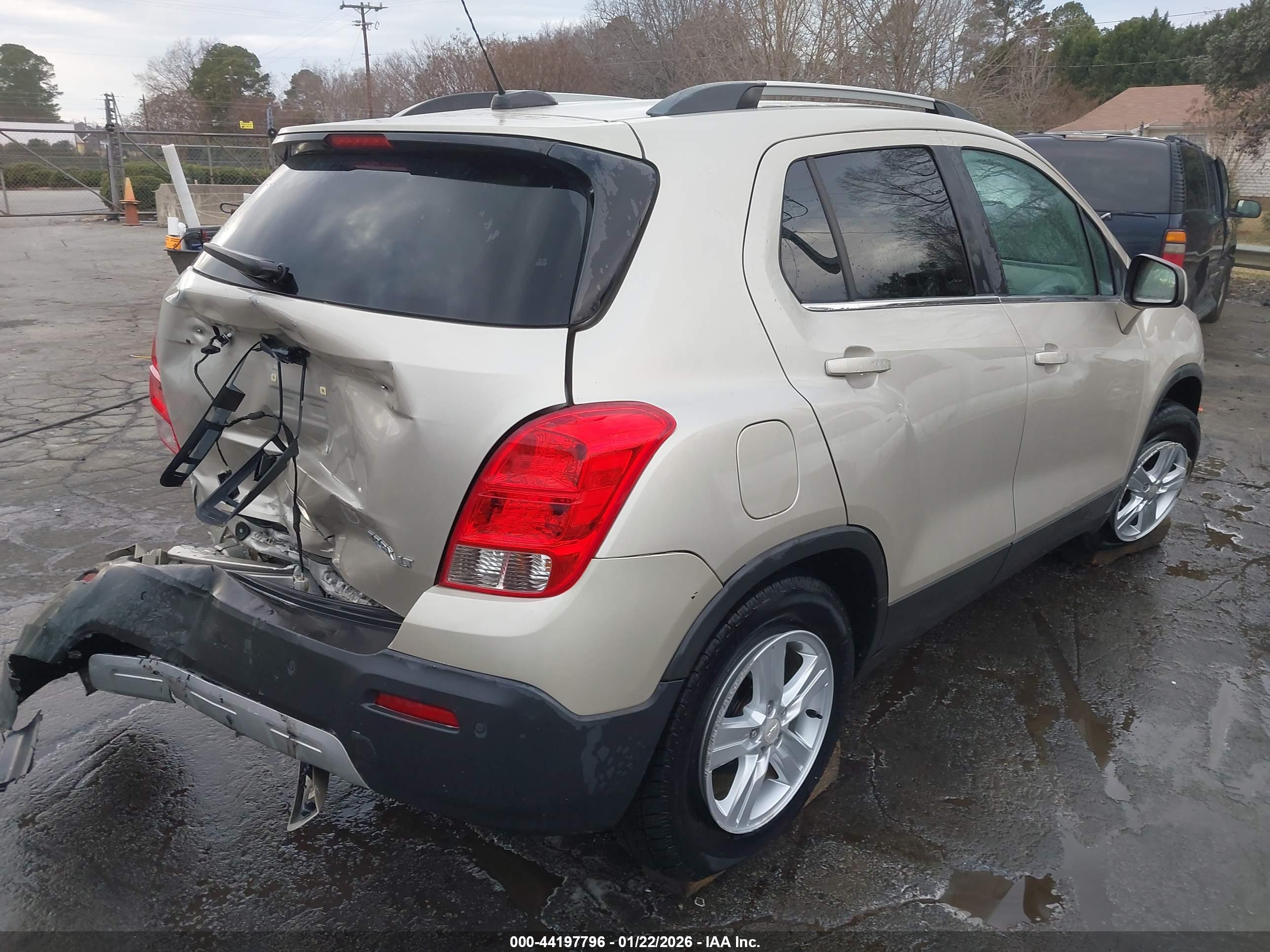 CHEVROLET TRAX image 4