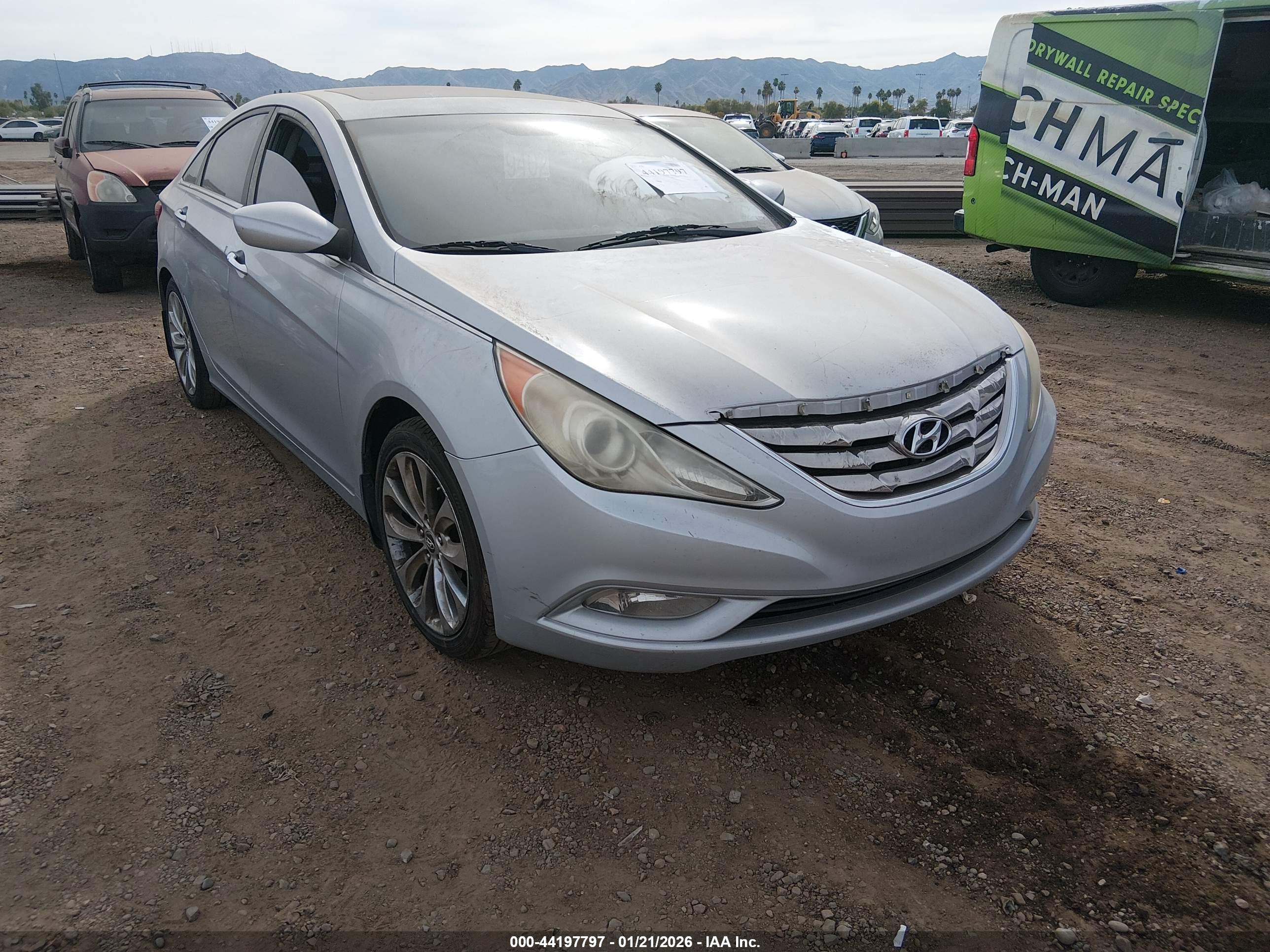 HYUNDAI SONATA image 6