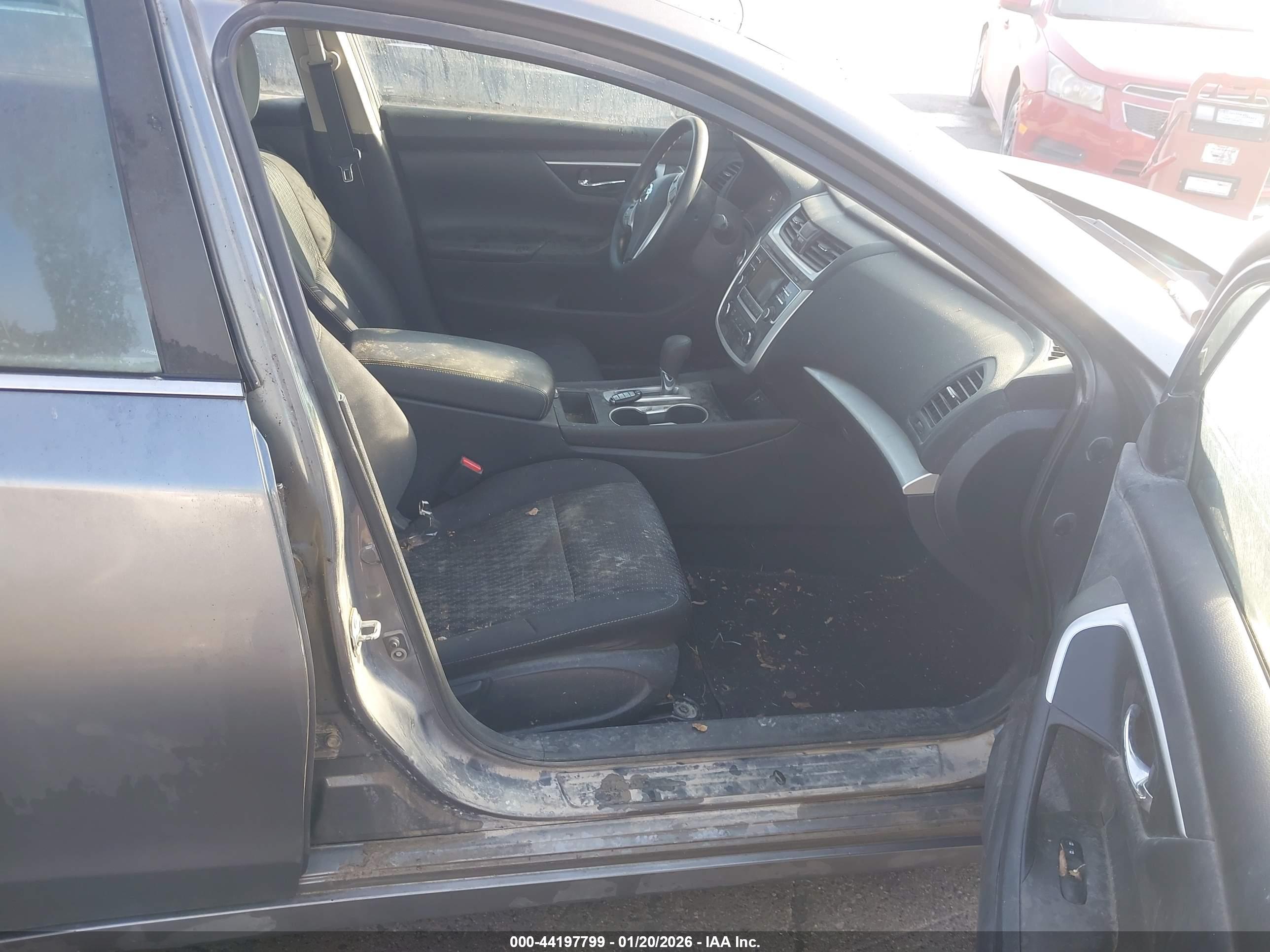 NISSAN ALTIMA image 5
