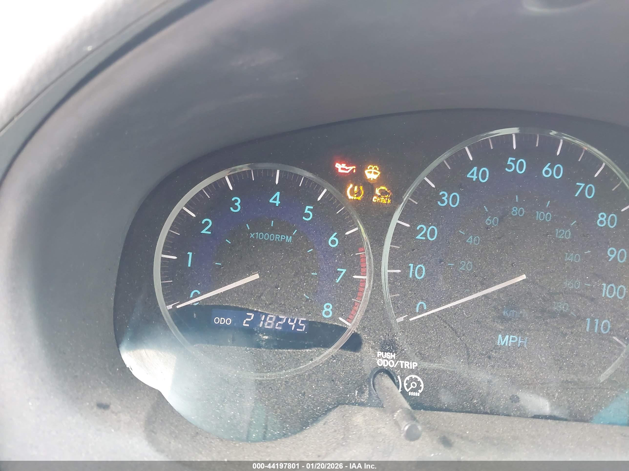 TOYOTA SIENNA image 7