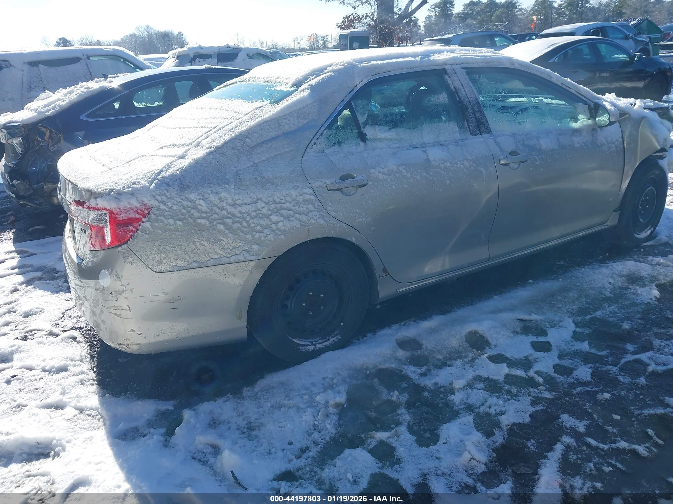 TOYOTA CAMRY image 4
