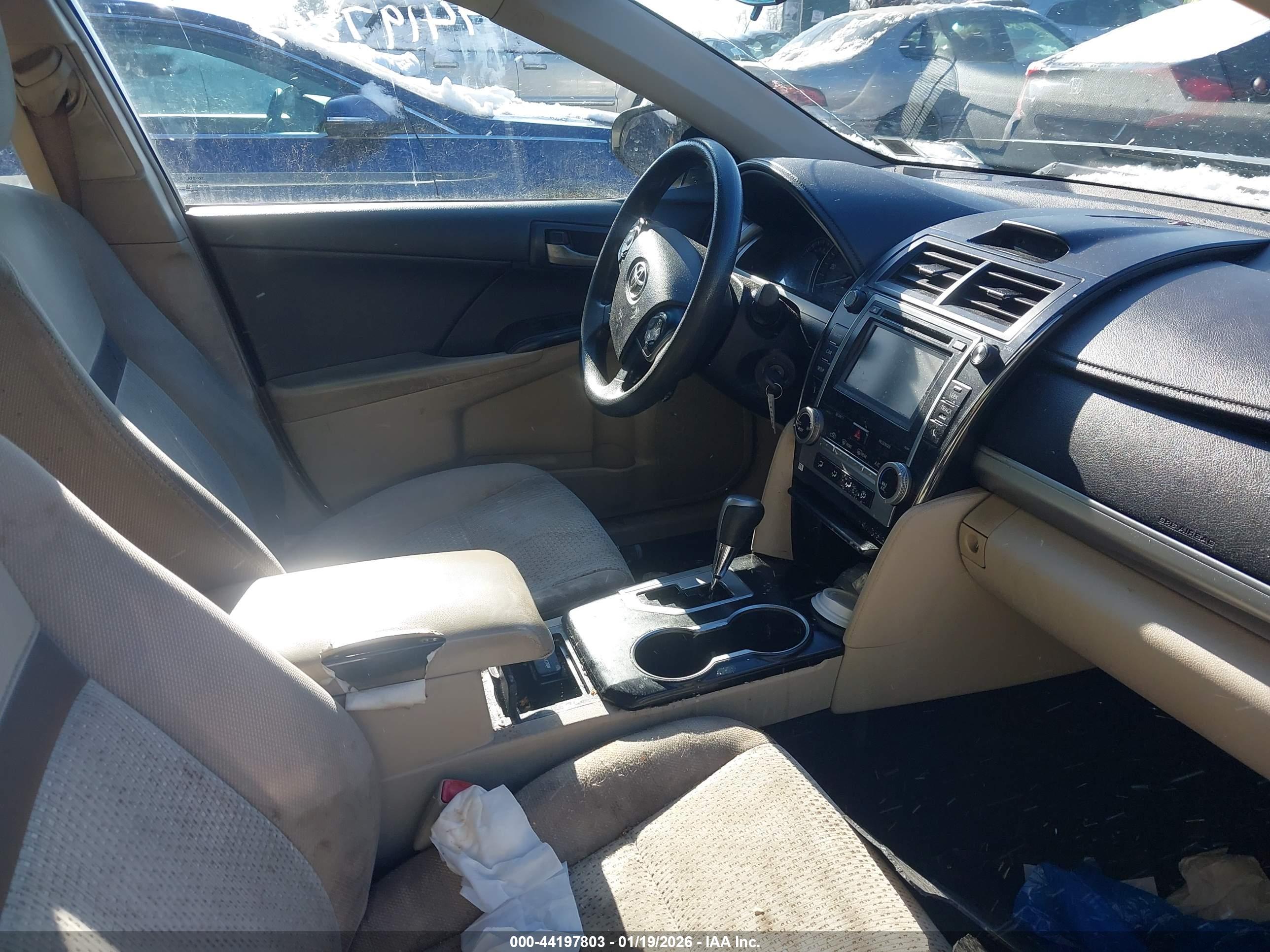 TOYOTA CAMRY image 5