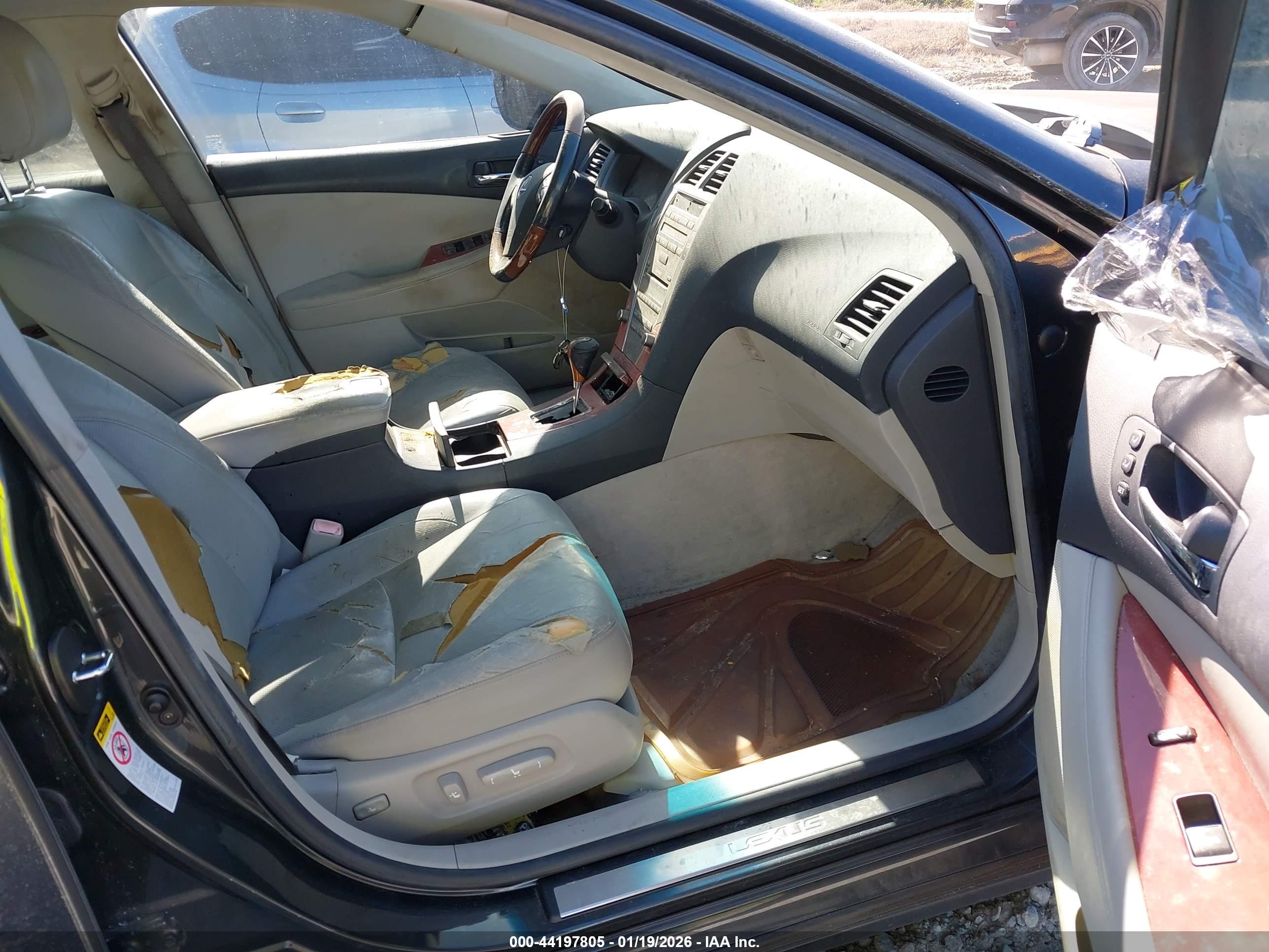 LEXUS ES image 5