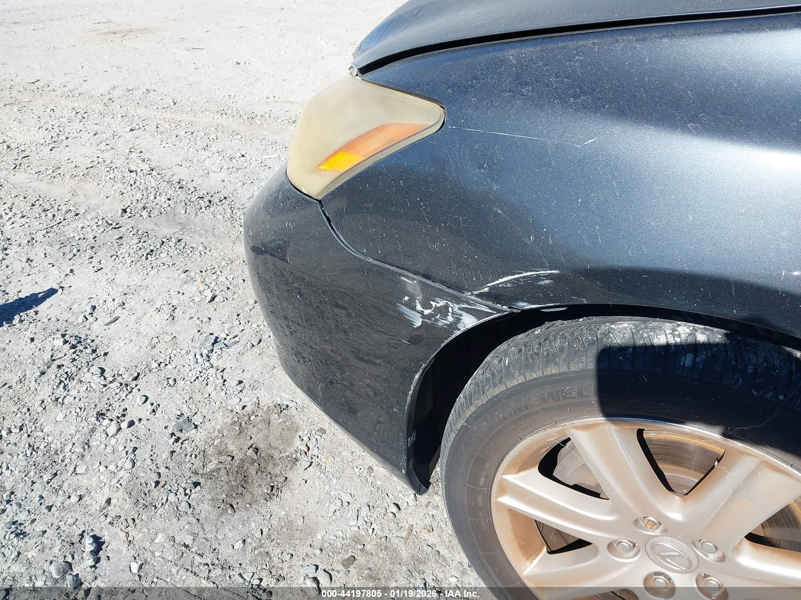 LEXUS ES image 6