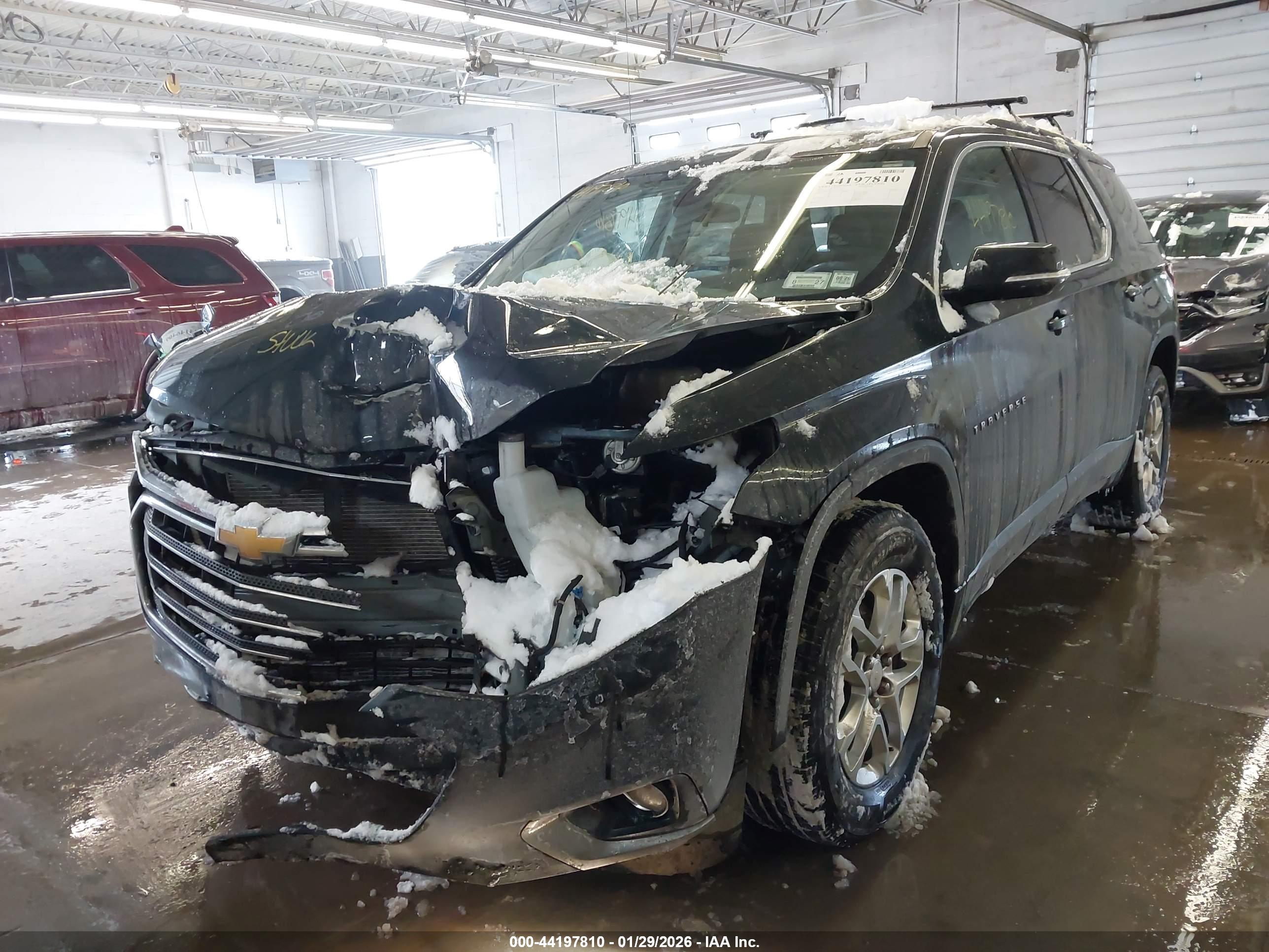 CHEVROLET TRAVERSE image 6