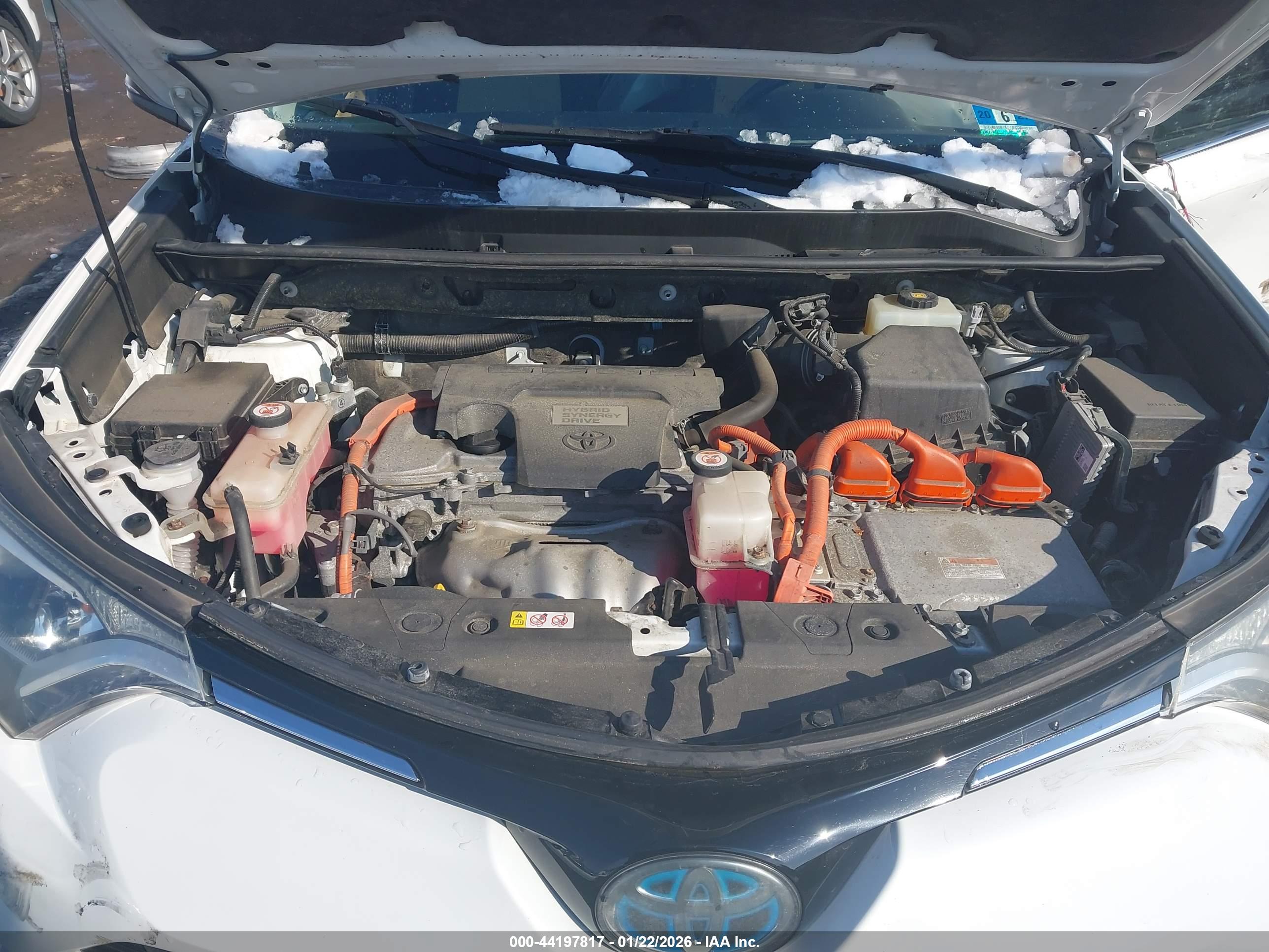 TOYOTA RAV4 image 10