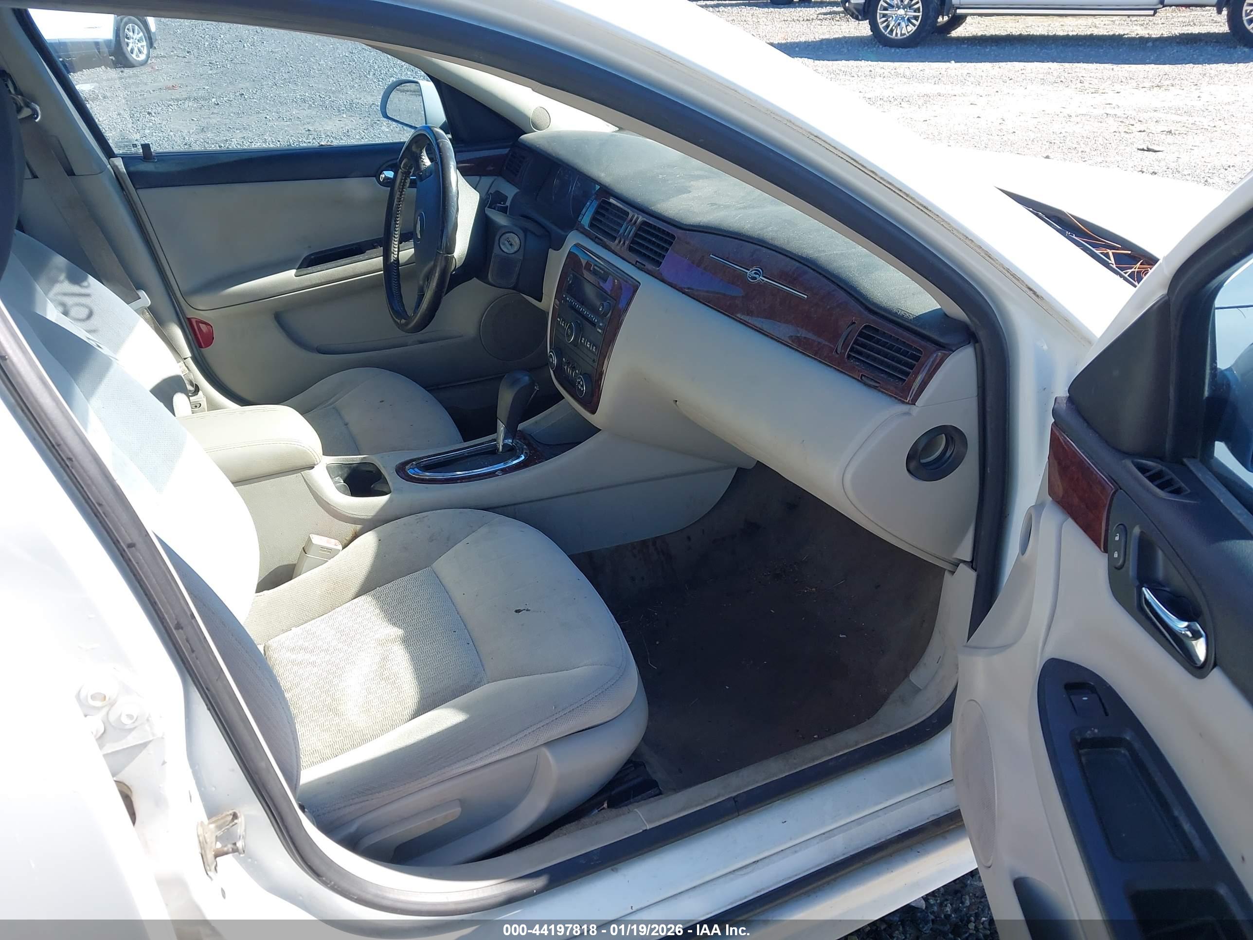 CHEVROLET IMPALA image 5